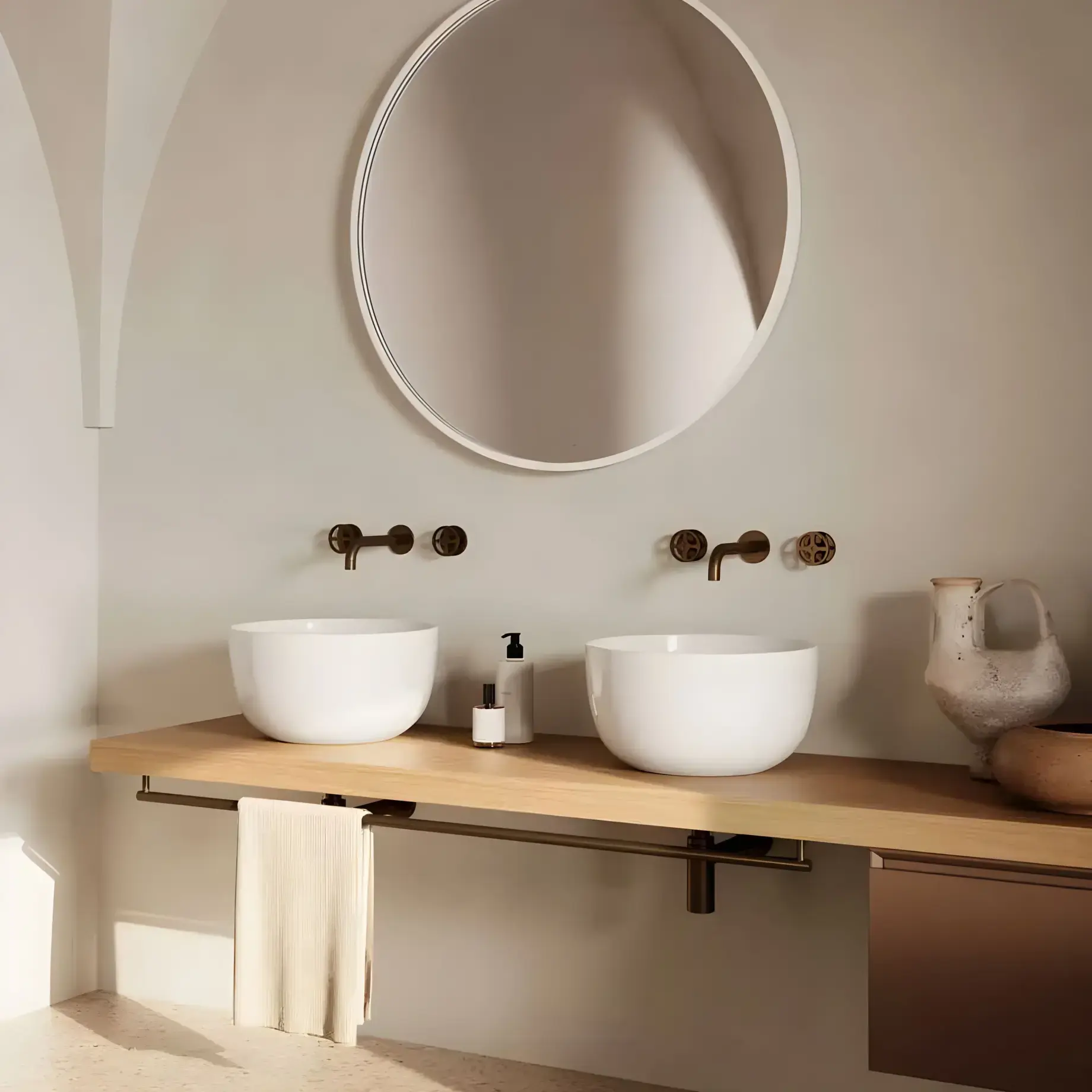 Умивальник Sfera Catalano 0523420001 Glossy White — бічний ракурс