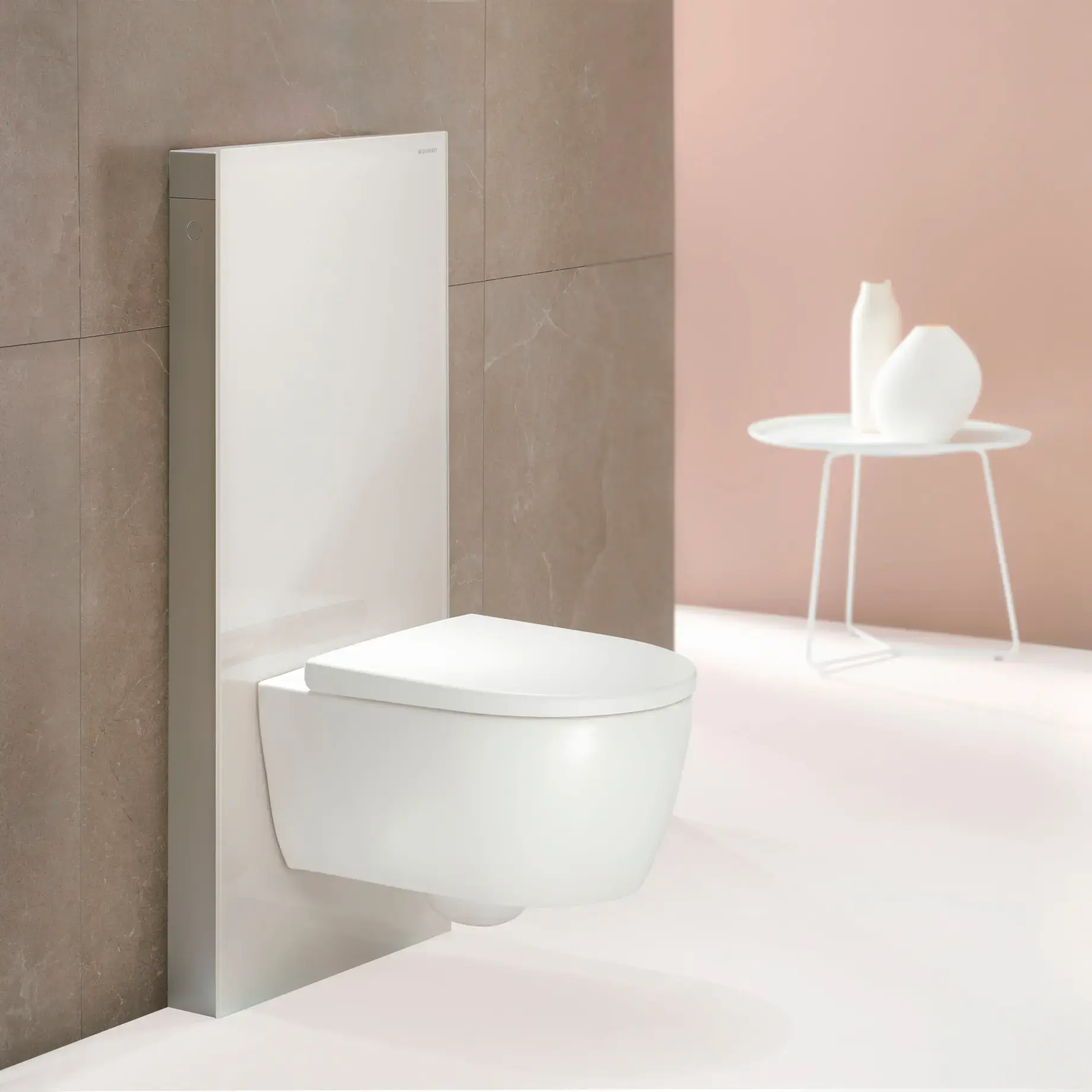 Сантехнический модуль Monolith Plus Geberit 131.231.SI.7 White Alpin — вид спереди
