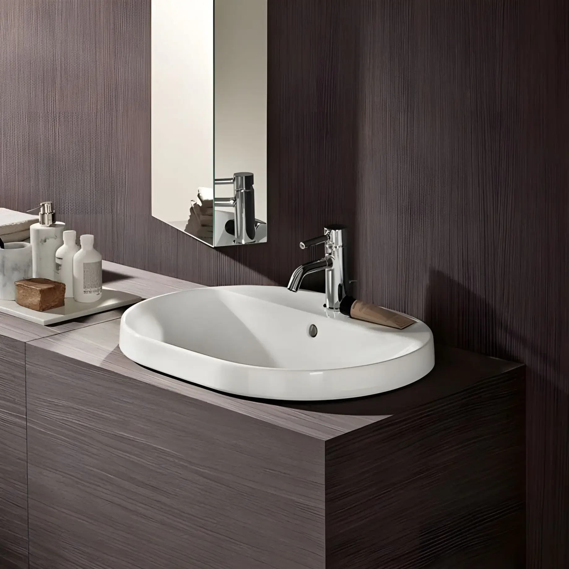 Умивальник VariForm Geberit 500.725.01.2 — вид спереду