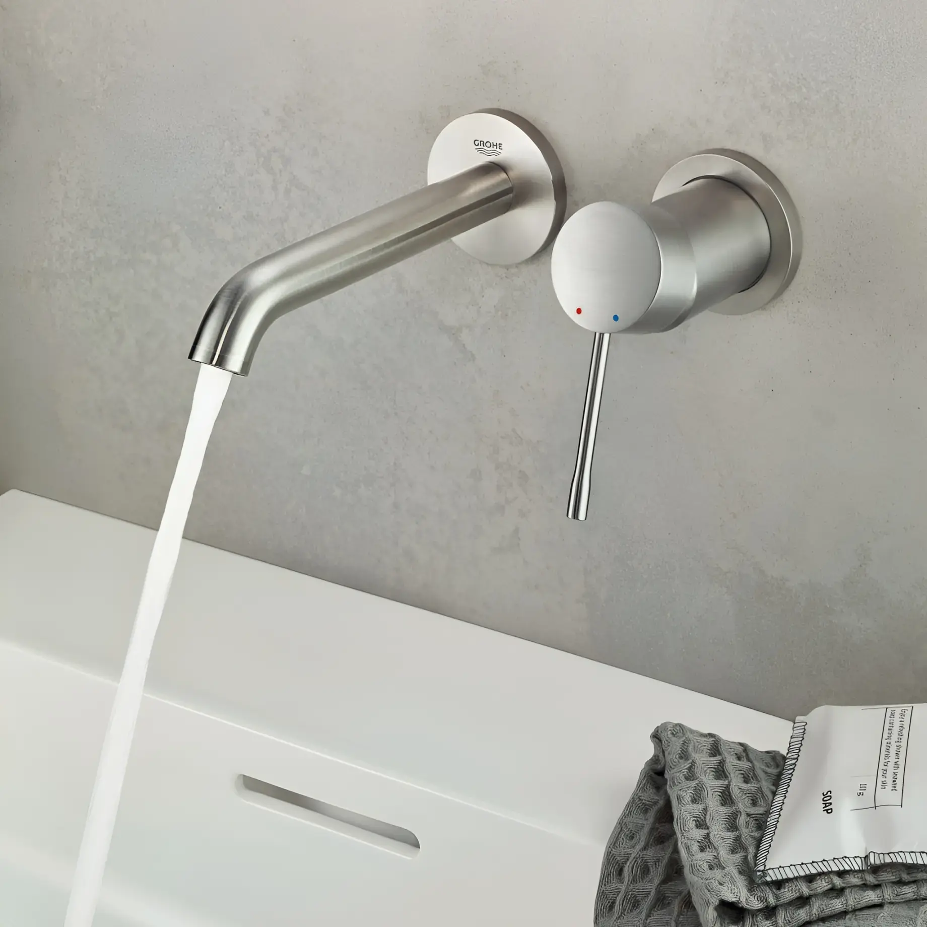 Змішувач для раковини Essence L-Size Grohe 29193DC1 Steel — вид спереду