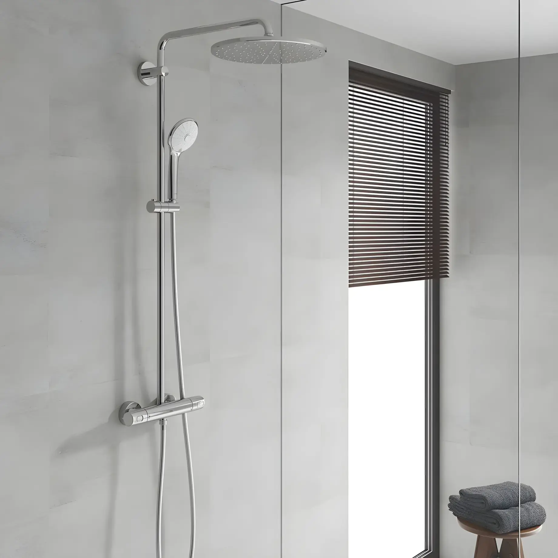 Душова система з термостатом Euphoria 310 Grohe 26075001 — вид спереду