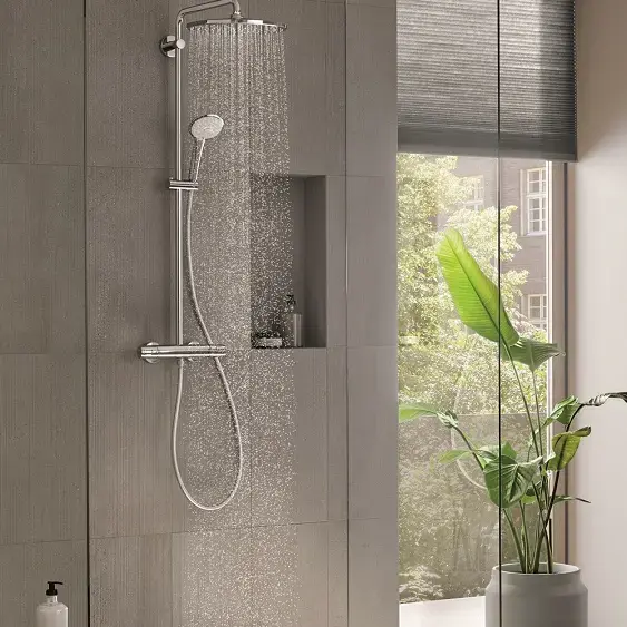 Душова система з термостатом Euphoria 310 Grohe 26075001 — бічний ракурс