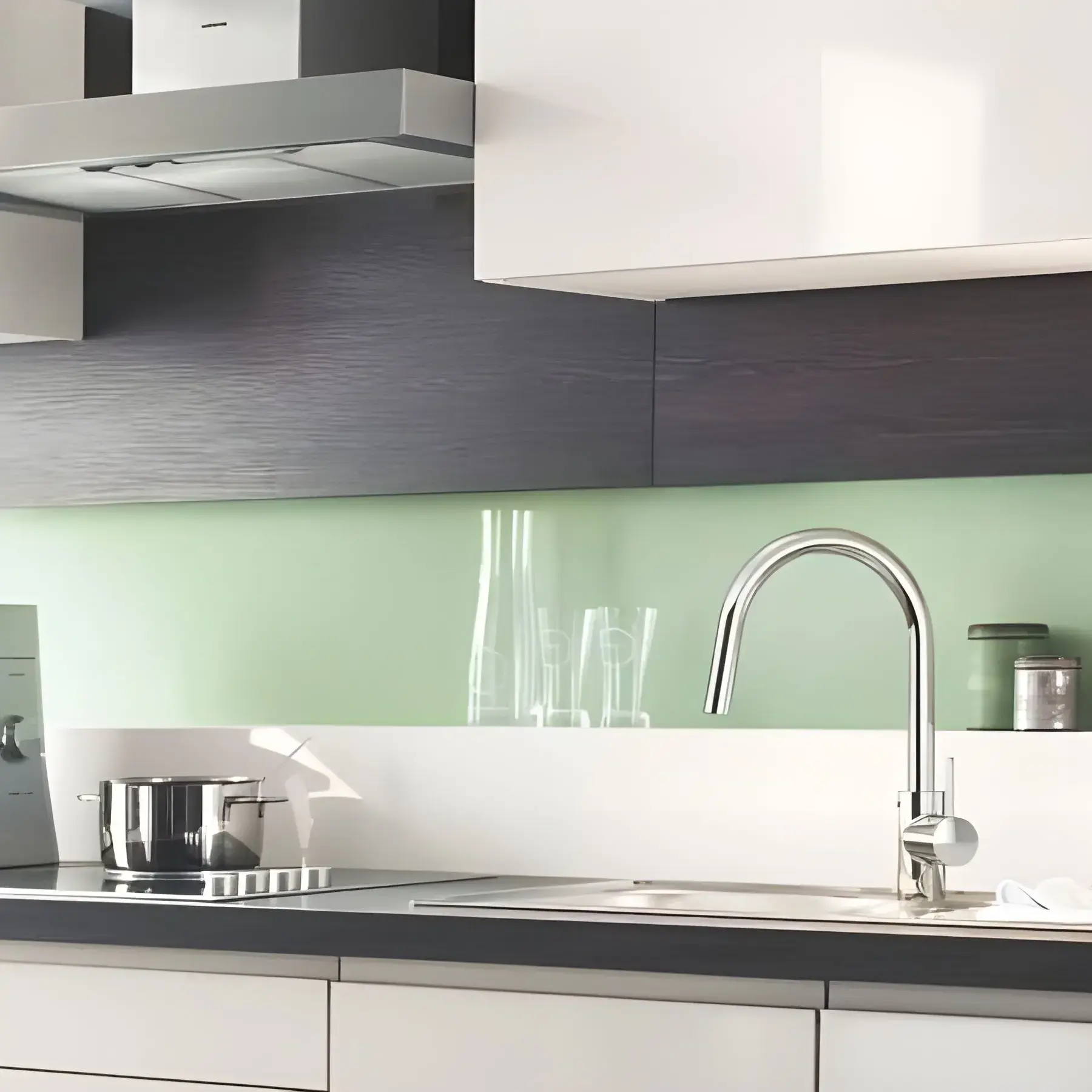 Змішувач для кухні з витяжним виливом Eurosmart Cosmopolitan Grohe 31481001 — вид спереду