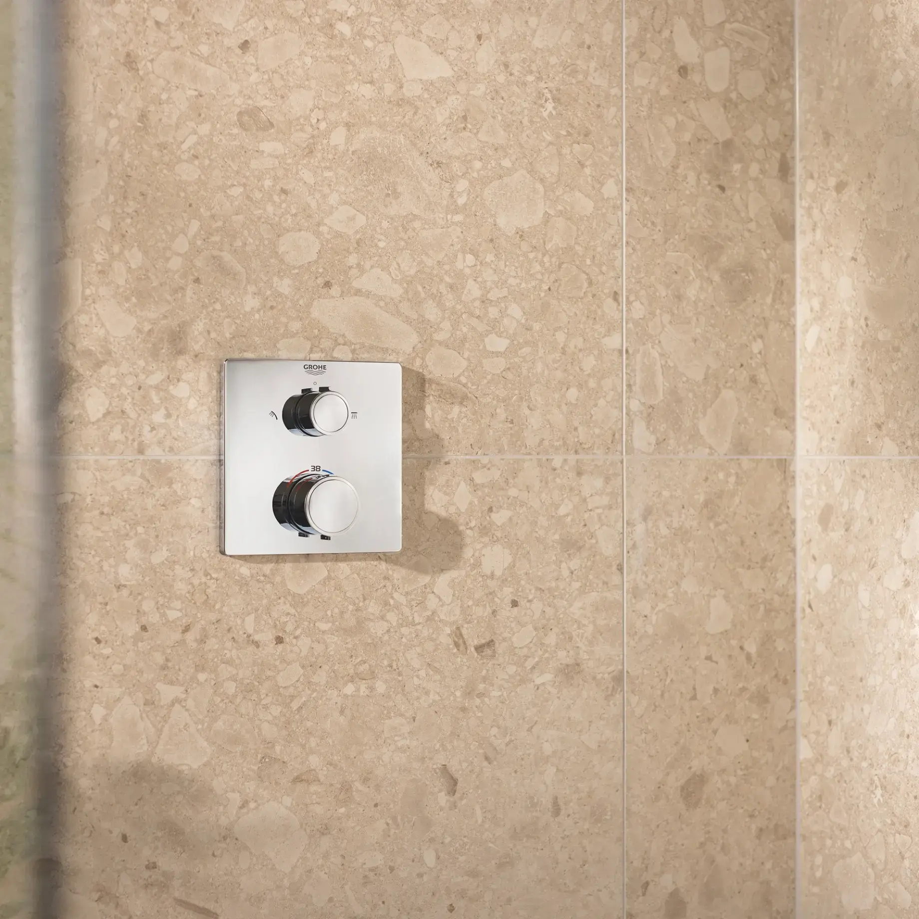 Душова система прихованого монтажу Grohtherm з Rainshower Mono 310 Cube Grohe 34870000 — вид ззаду