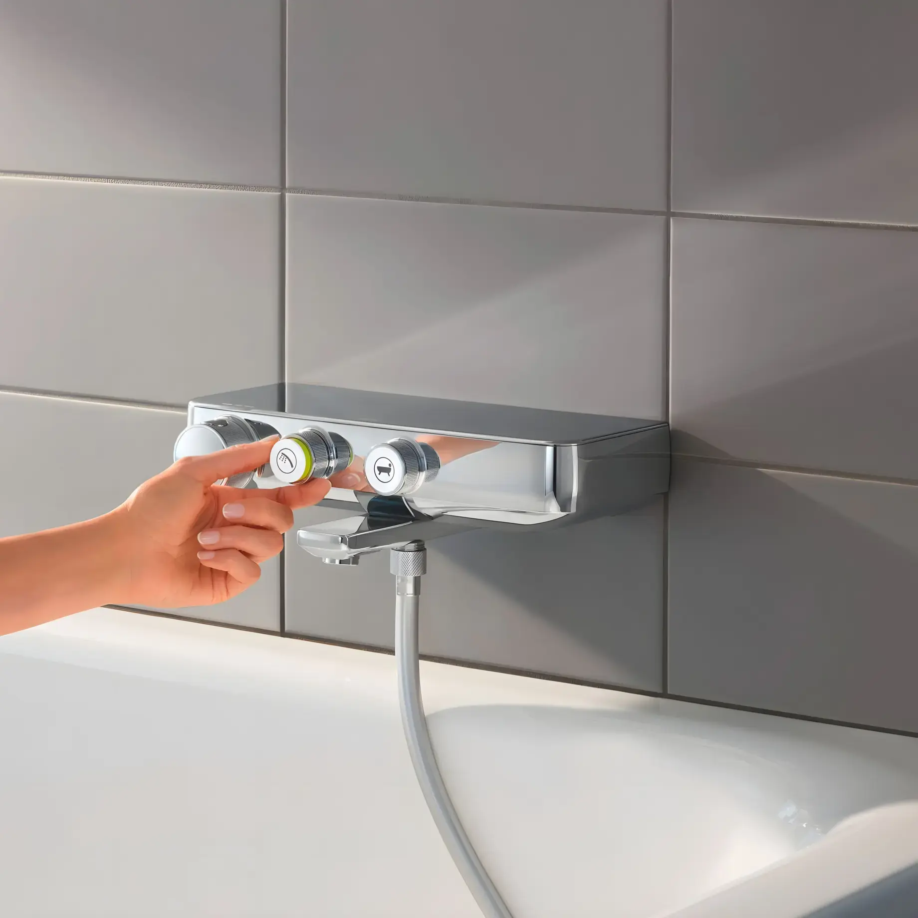 Термостат для ванни Grohtherm SmartControl Grohe 34718000 — бічний ракурс