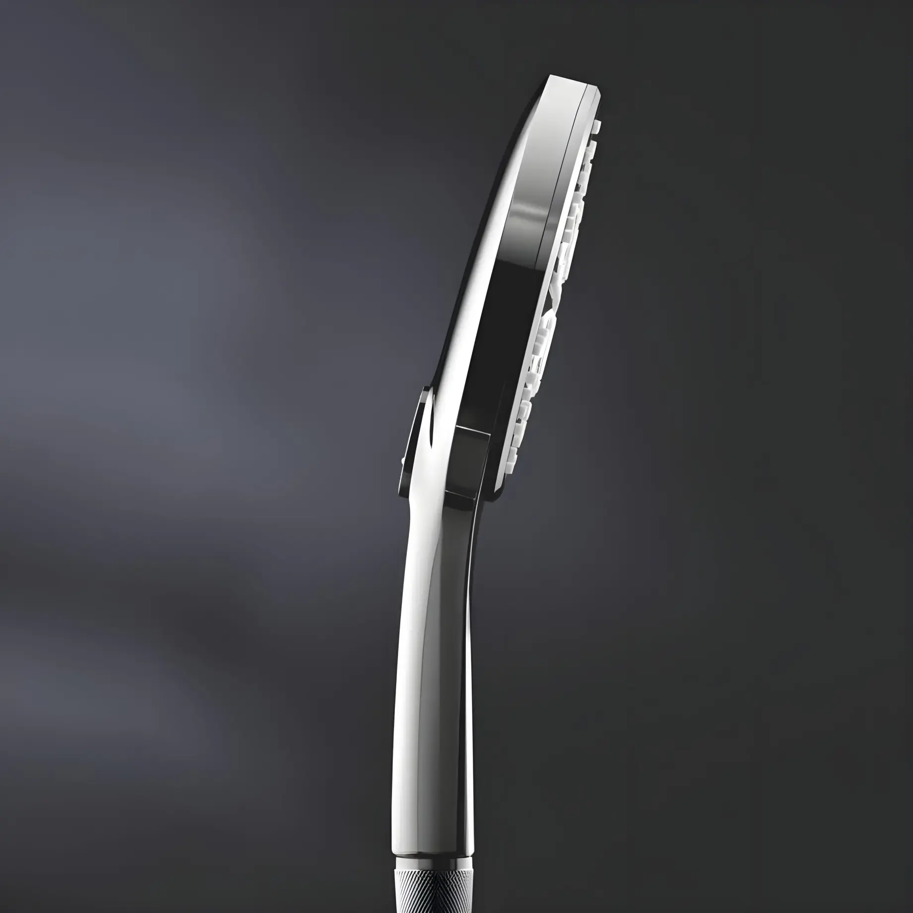 Душевой гарнитур на 3 типа струи со штангой 600 мм Rainshower SmartActive 130 Grohe 26546000 — боковой ракурс