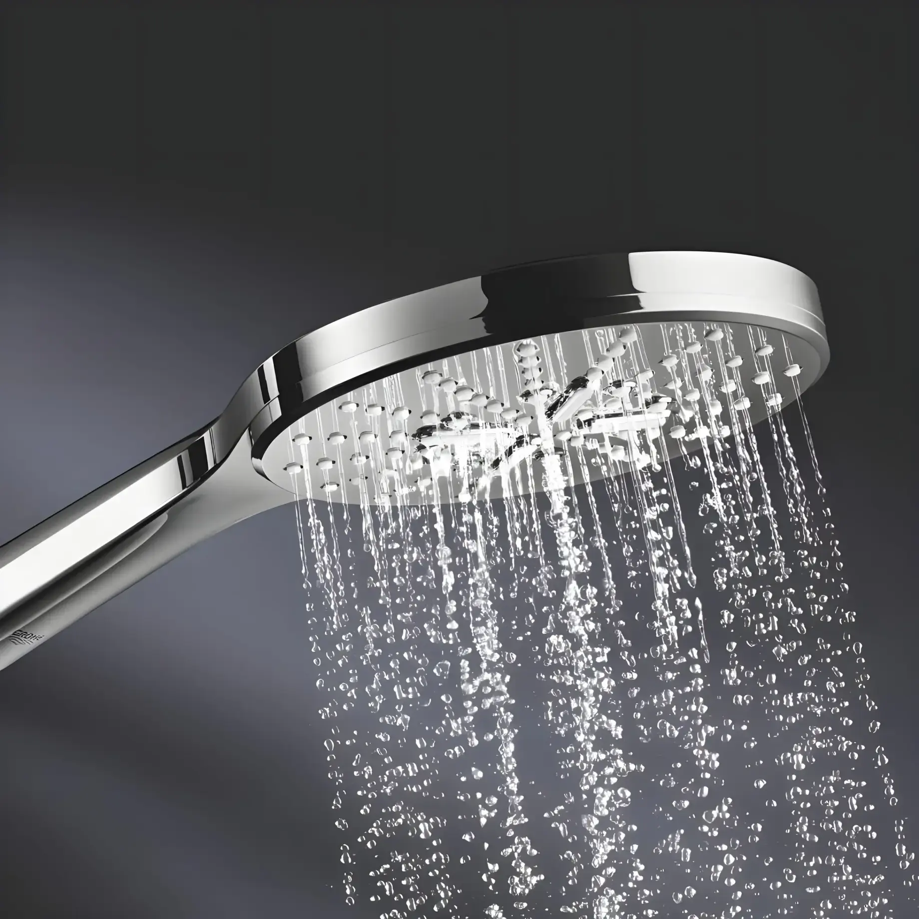 Душовий гарнітур на 3 типи стрюменю зі стійкою 600 мм Rainshower SmartActive 150 Grohe 26591000 — вид спереду