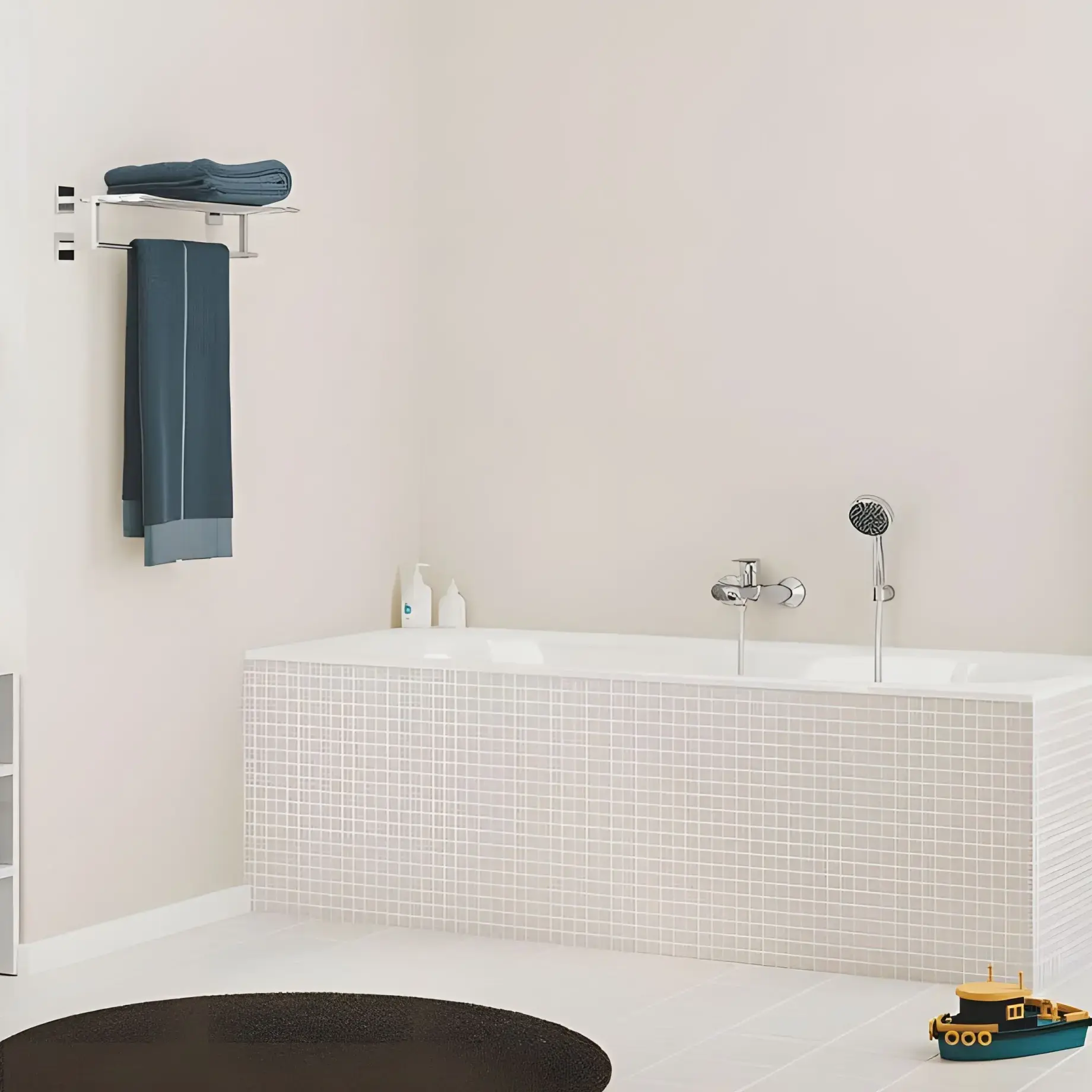 Смеситель для ванной Start QuickFix Grohe 24198001 — боковой ракурс