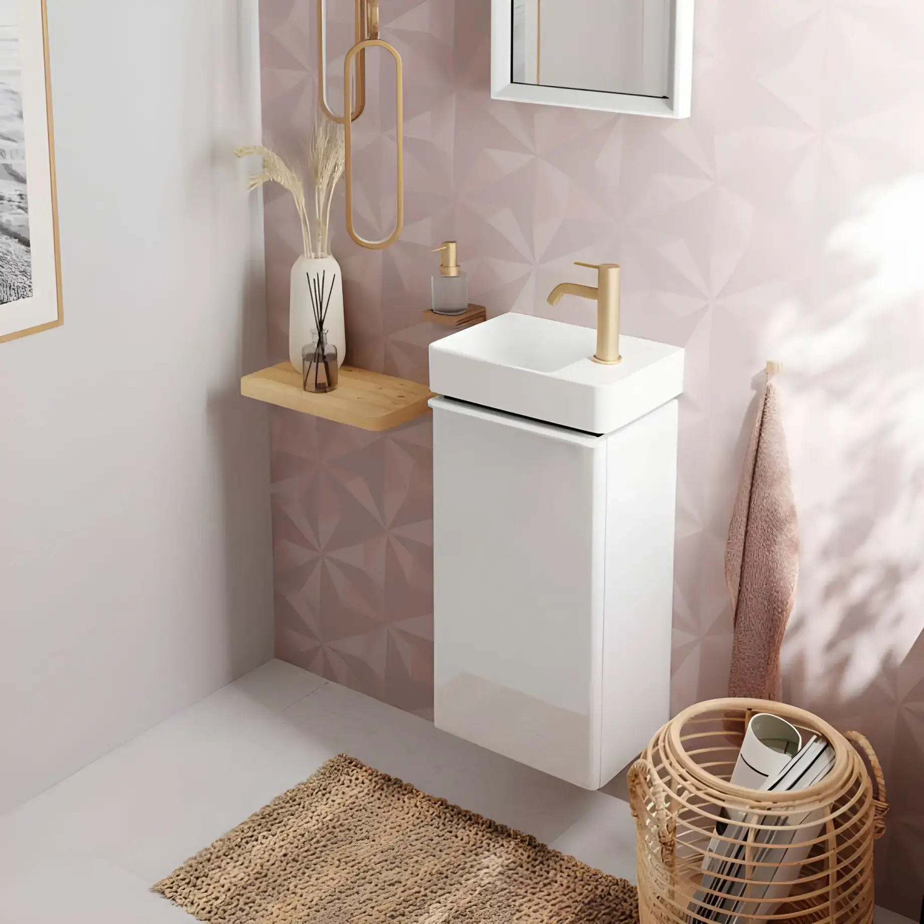 Дозатор для рідкого мила AddStoris Hansgrohe 41745140 Brushed Bronze — бічний ракурс