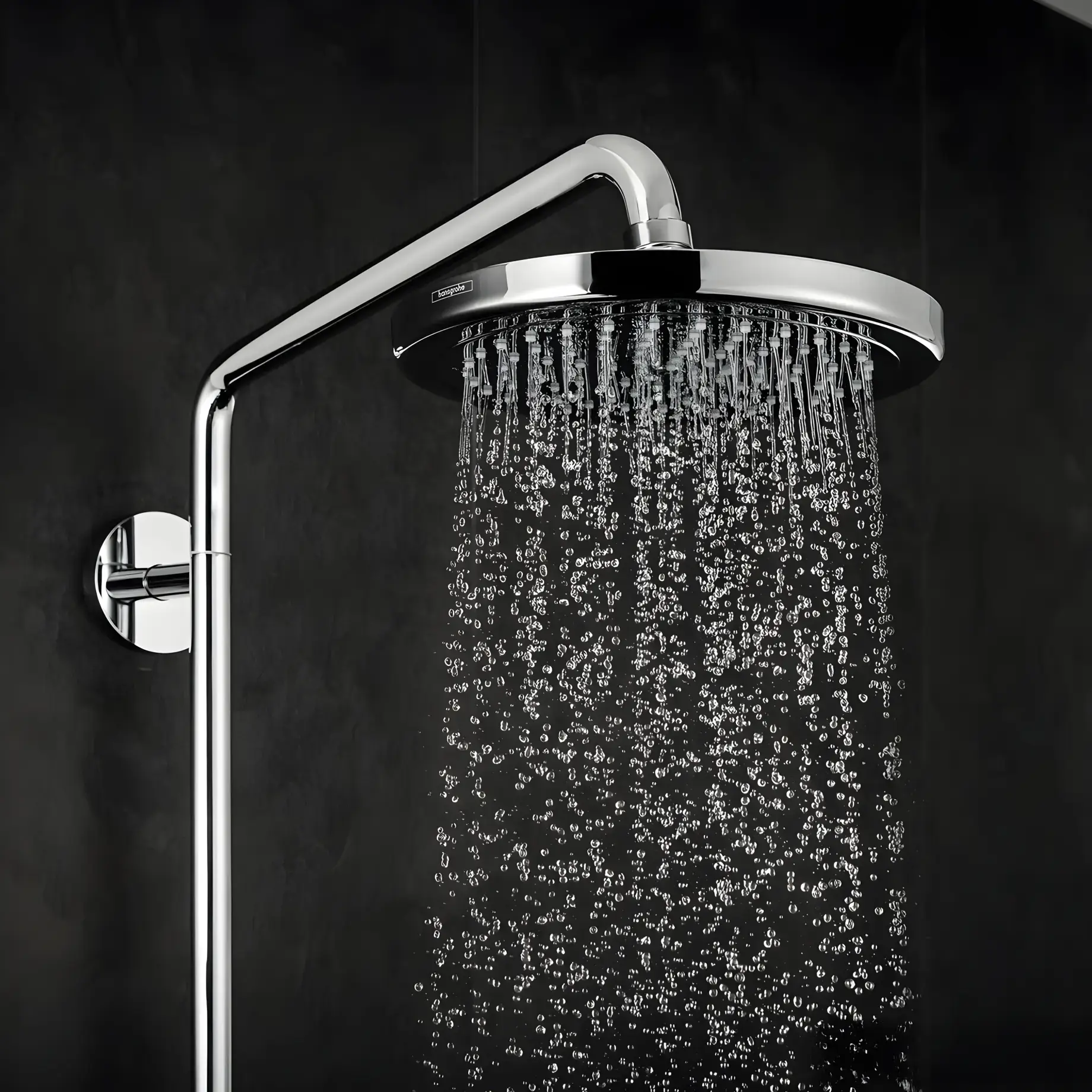 Душова система з термостатом Croma Hansgrohe 27185000 — в інтерʼєрі ванної кімнати