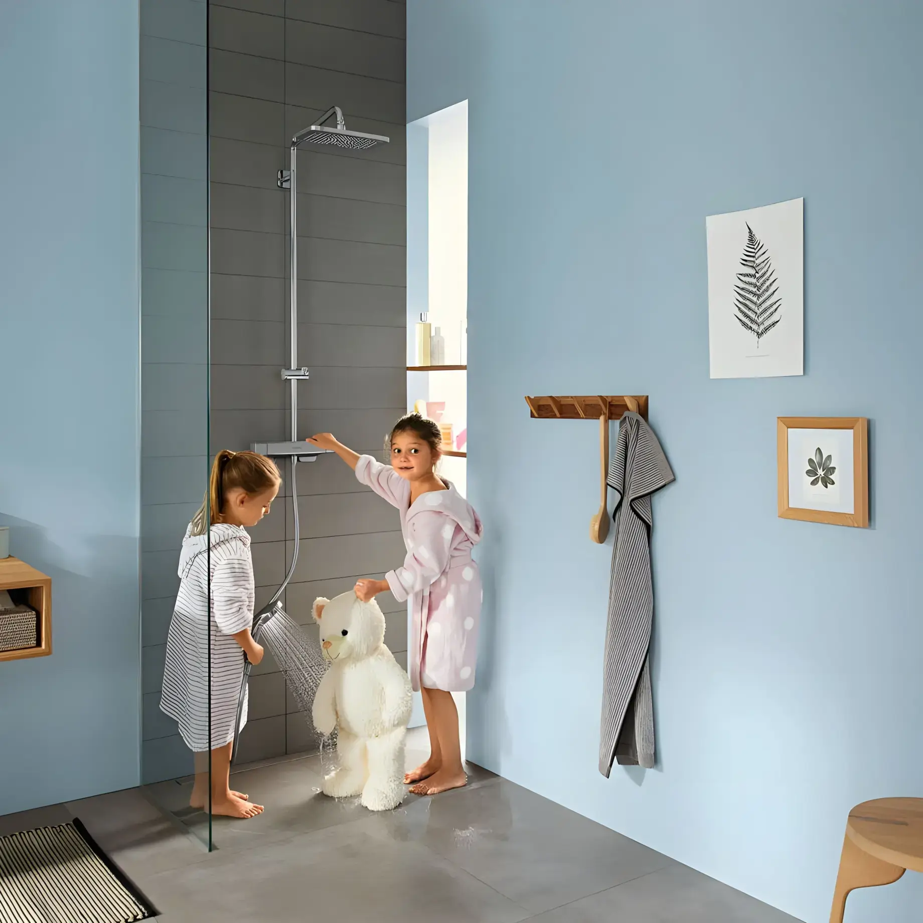 Душова система з термостатом Croma E Hansgrohe 27630000 — вид спереду