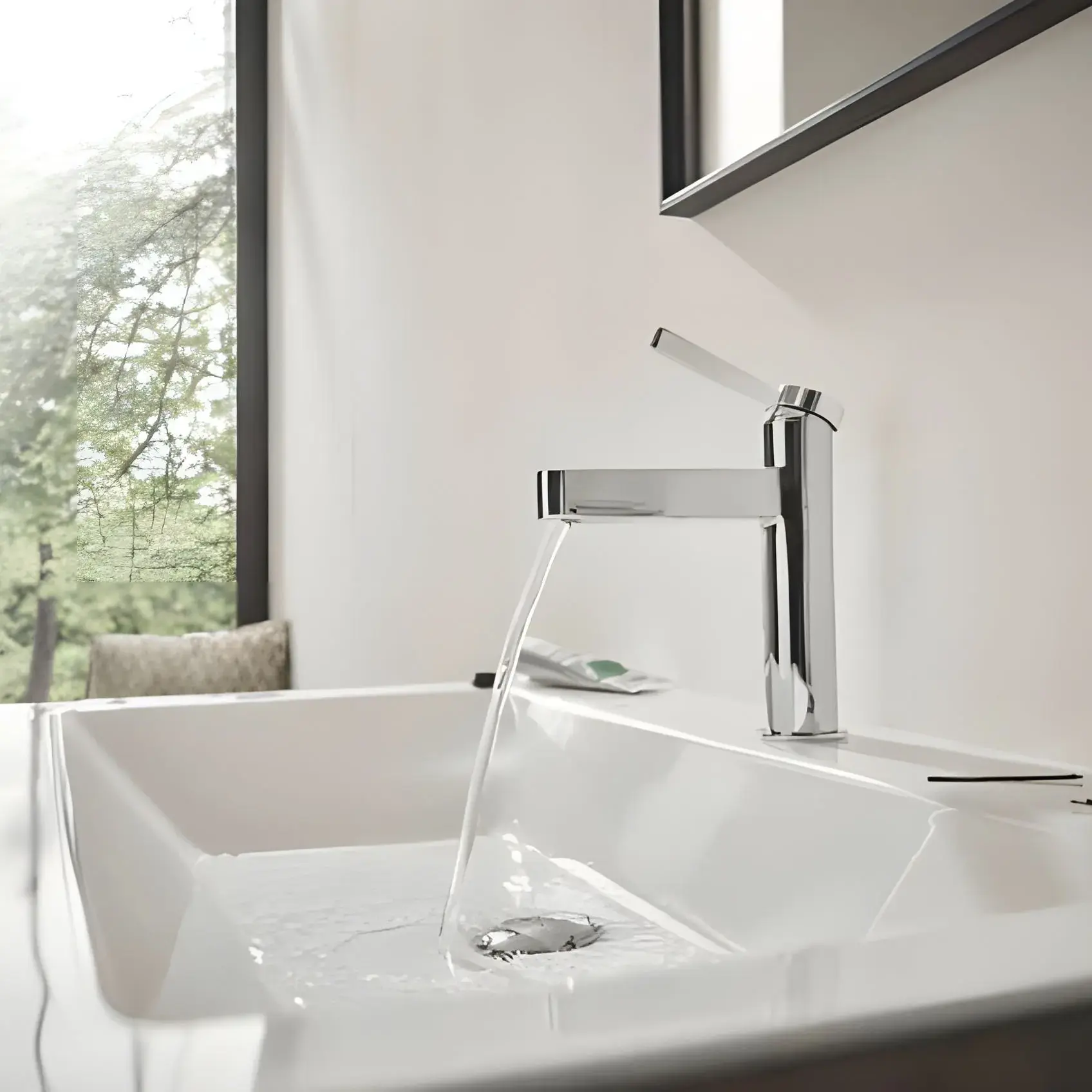 Змішувач для раковини Finoris Hansgrohe 76010000 Chrome — вид спереду
