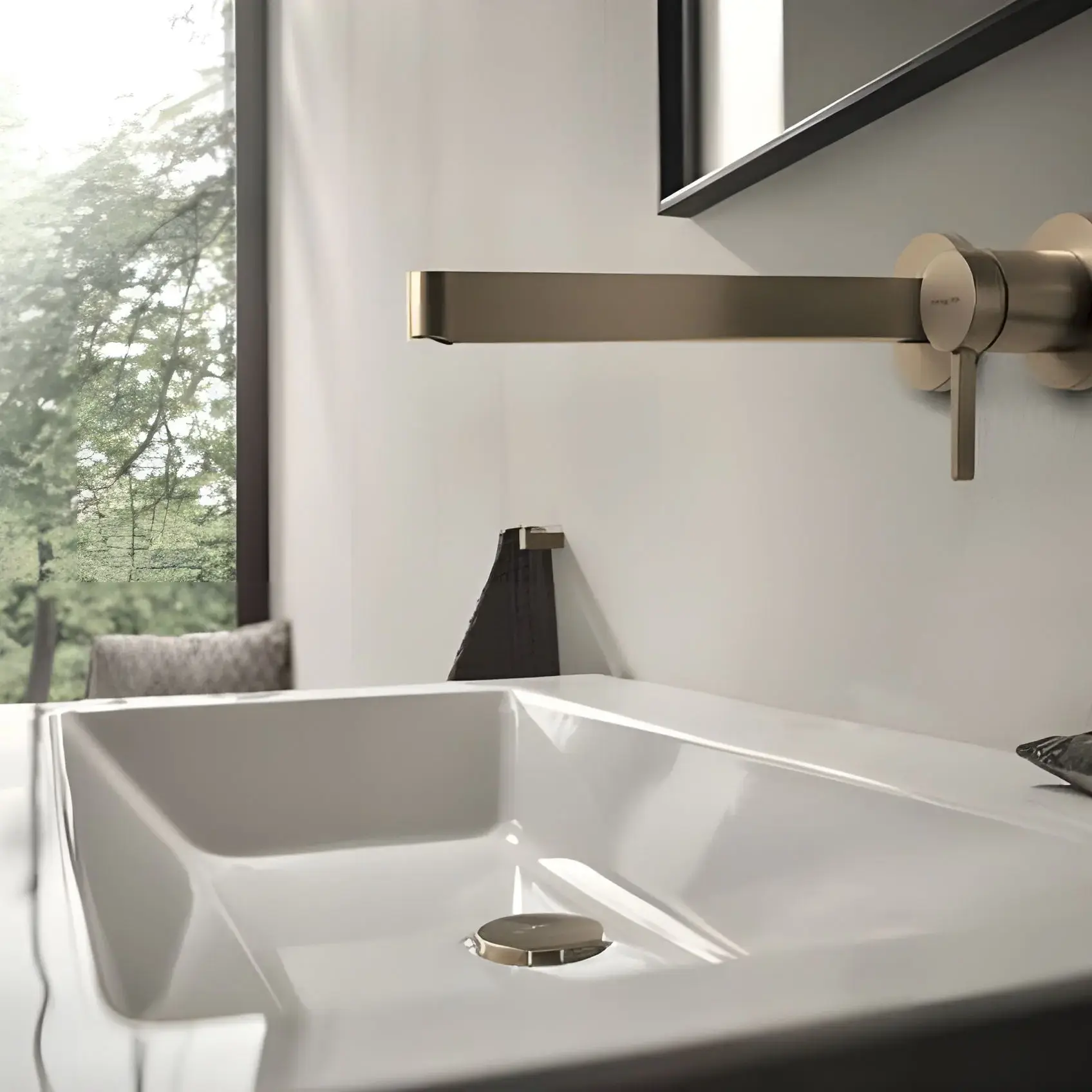 Змішувач для раковини Finoris Hansgrohe 76050140 Brushed Bronze — вид спереду