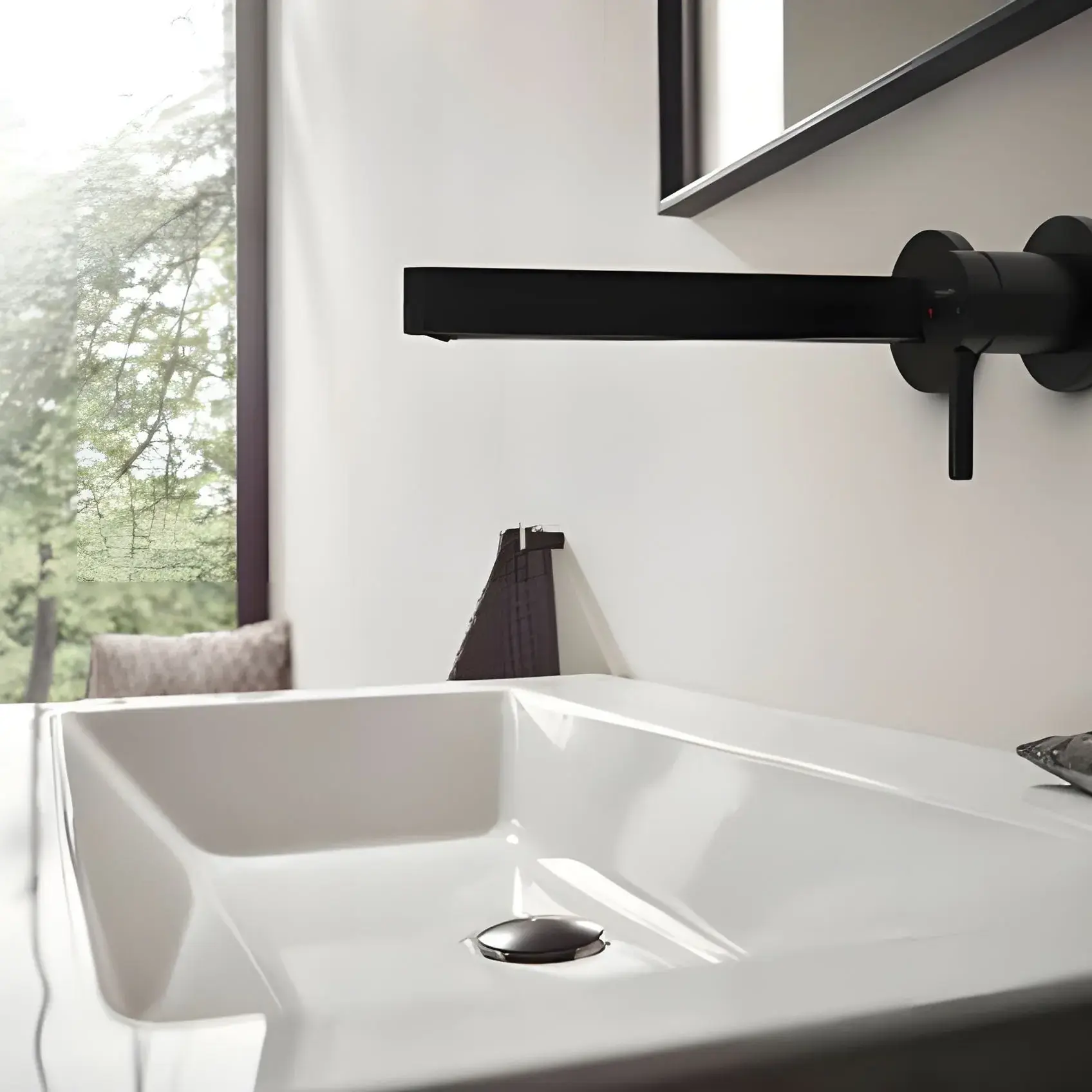 Змішувач для раковини Finoris Hansgrohe 76050670 Matt Black — вид спереду