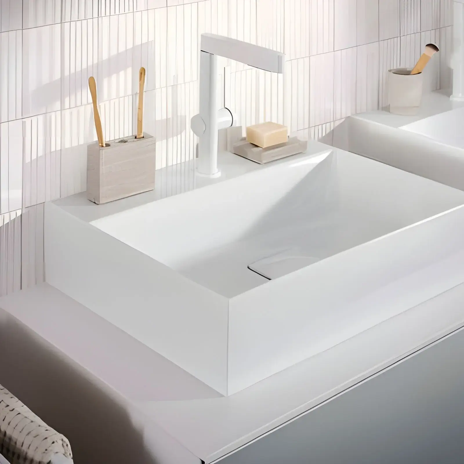 Змішувач для раковини Finoris Hansgrohe 76063700 White Matt — вид згори