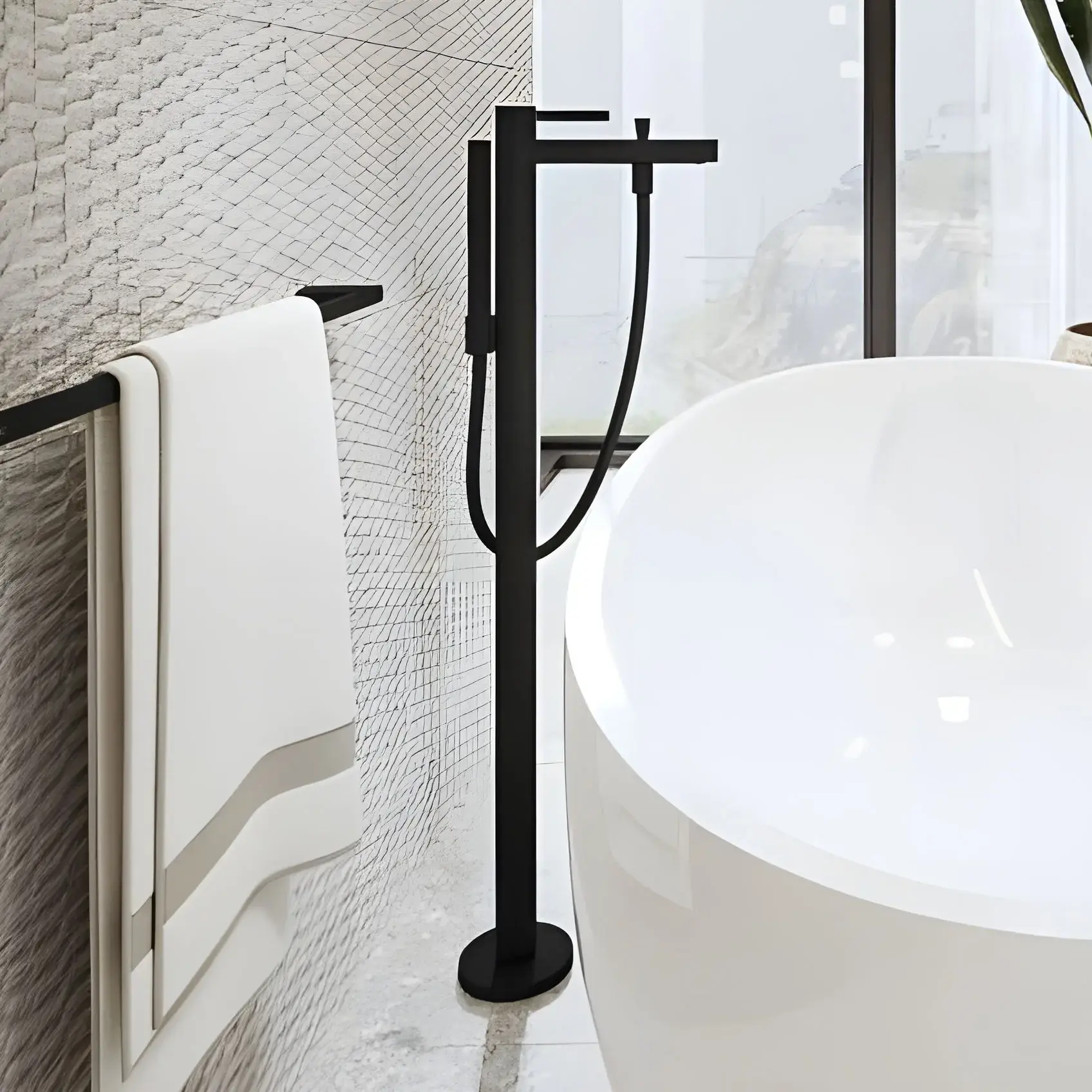 Змішувач для ванни Finoris Hansgrohe 76445670 Matt Black — вид спереду
