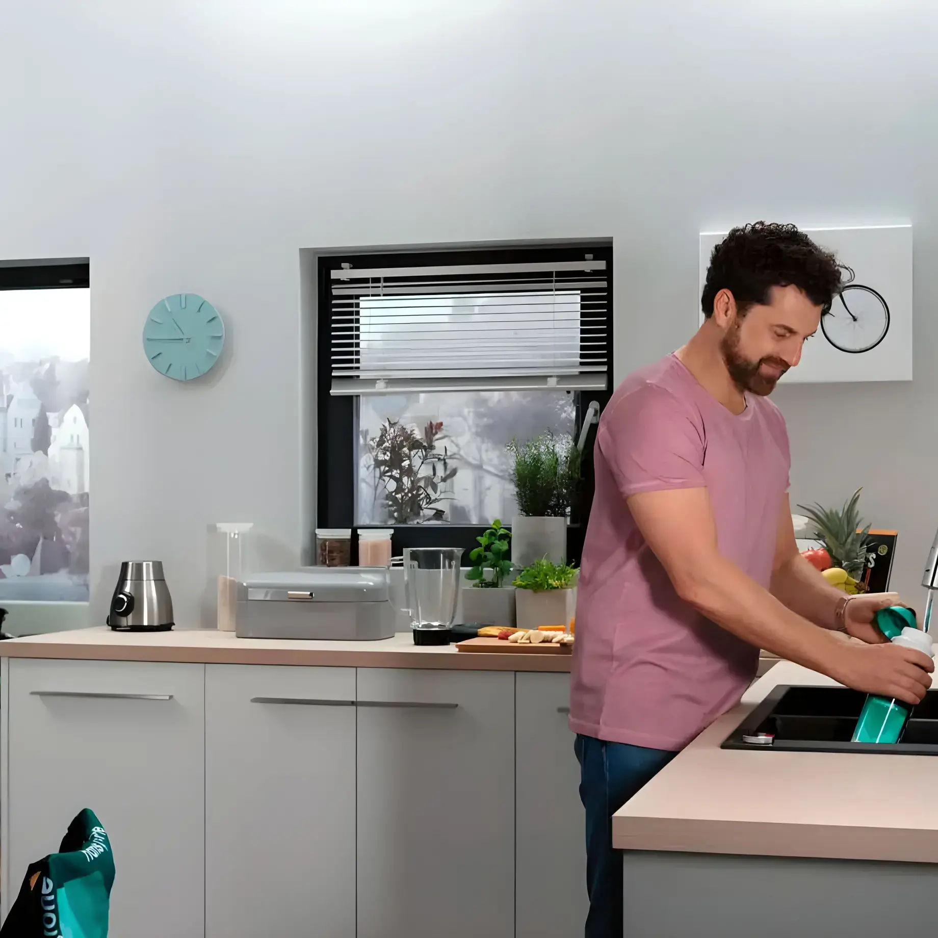 Смеситель для кухни Focus M42 Hansgrohe 71800000 — боковой ракурс