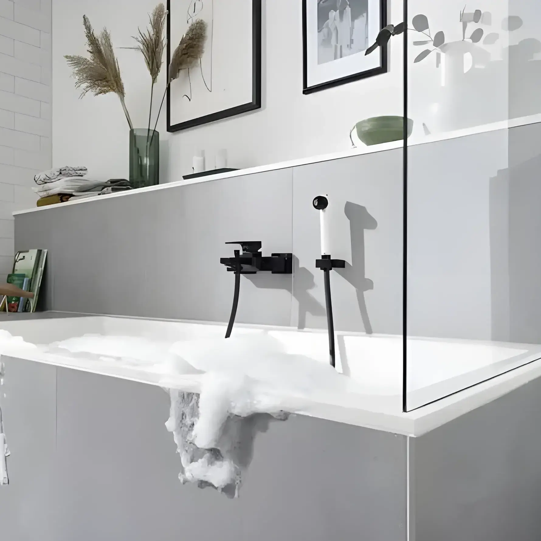 Ручний душ 2jet Jocolino Hansgrohe 28787640 White / Black — вид спереду