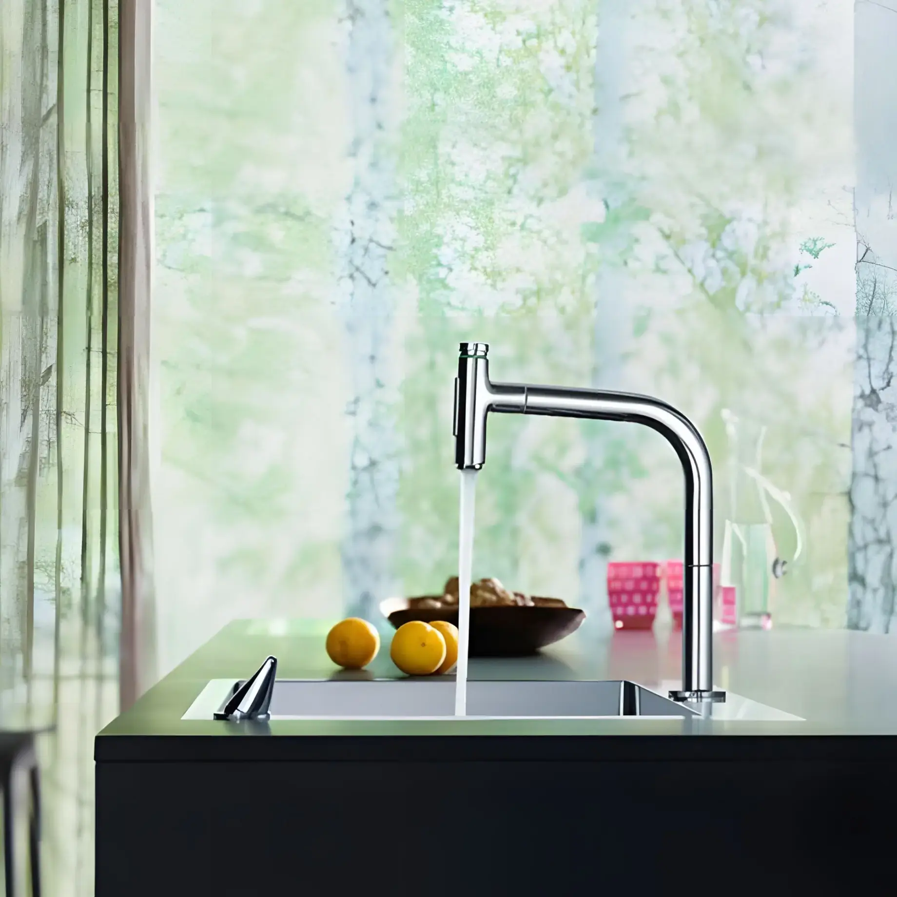 Смеситель для кухни Metris Select M71 Hansgrohe 73818000 — вид сзади