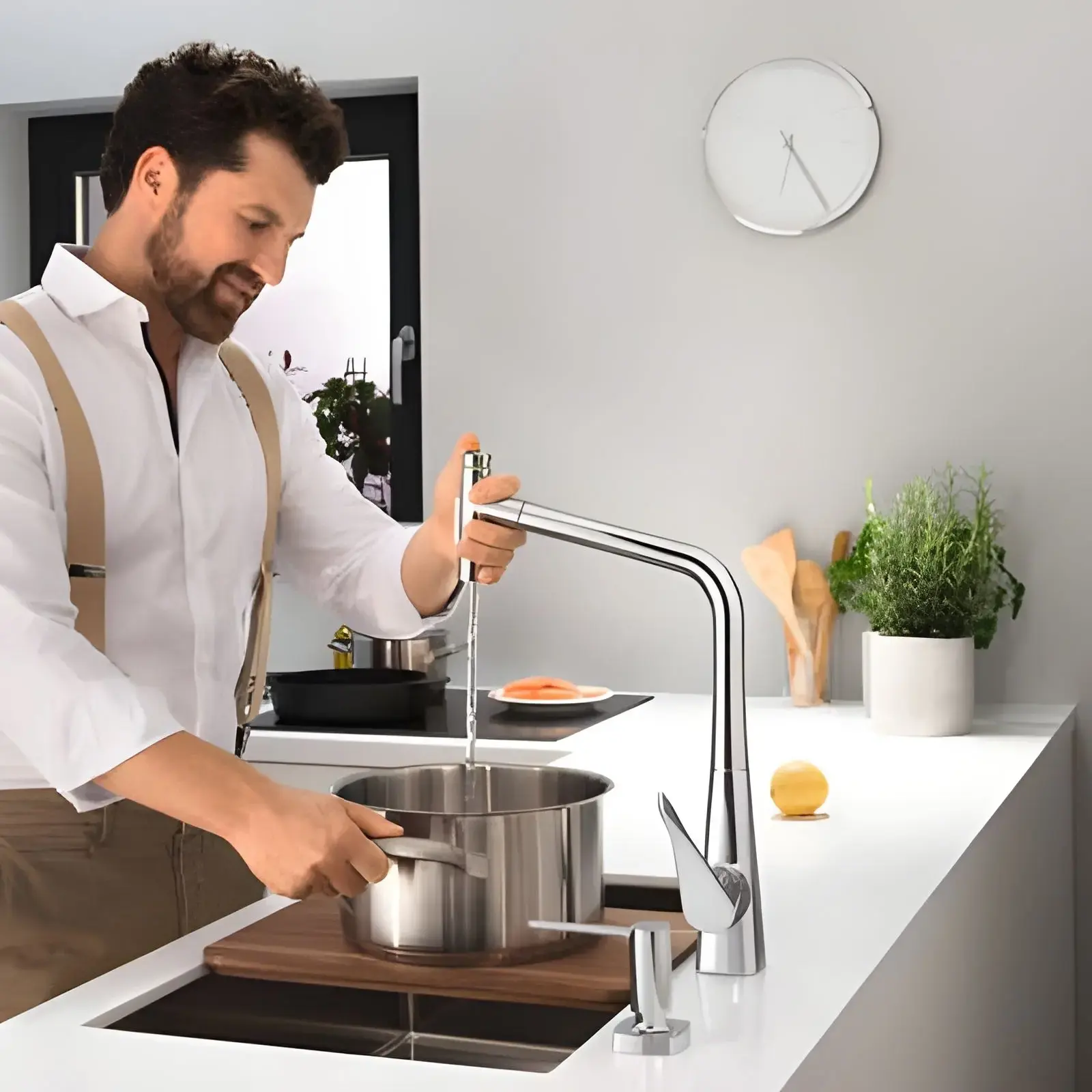 Змішувач для кухні Metris Select M71 Hansgrohe 73820000 Chrome — вид ззаду