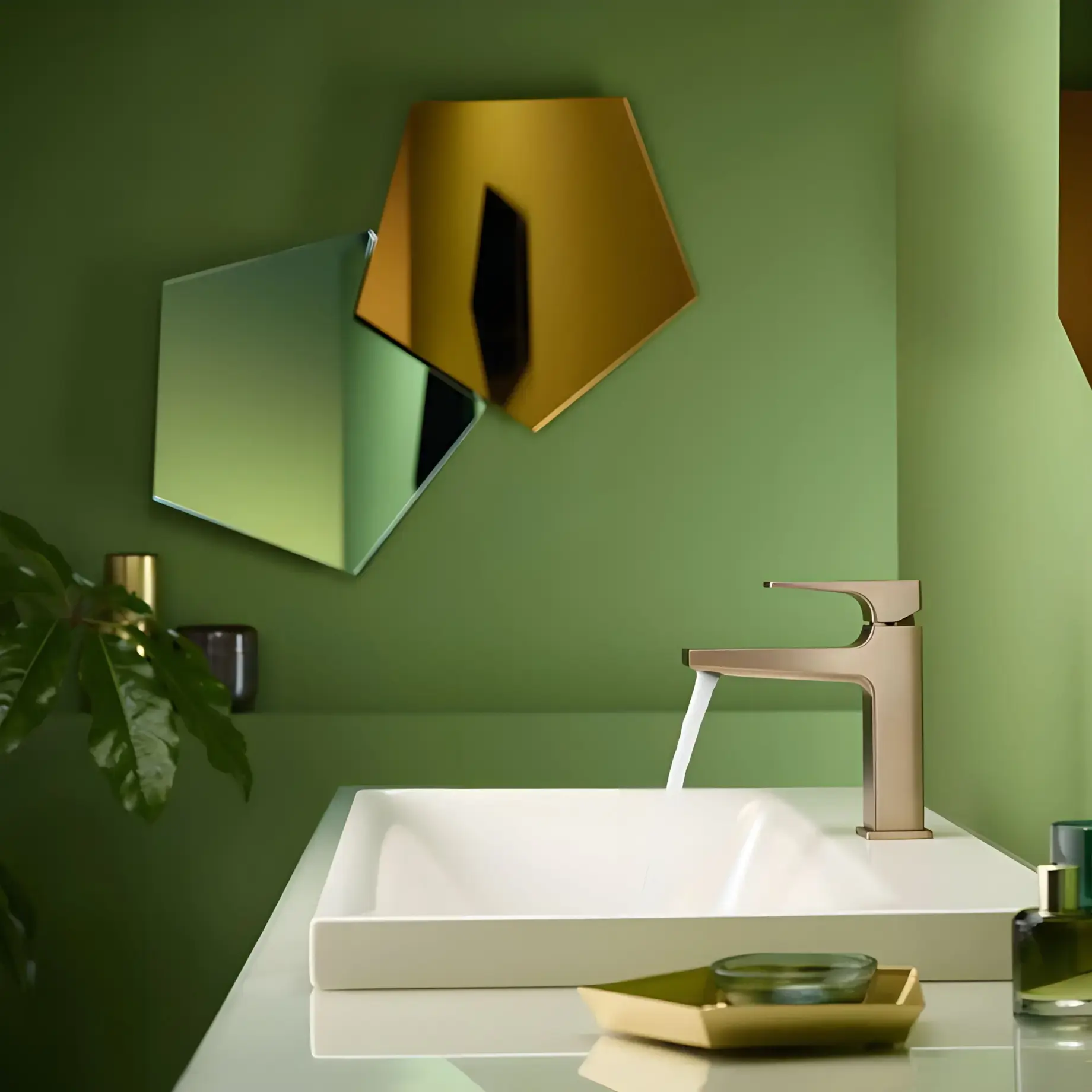 Змішувач для раковини Metropol Hansgrohe 32507140 Brushed Bronze — вид ззаду