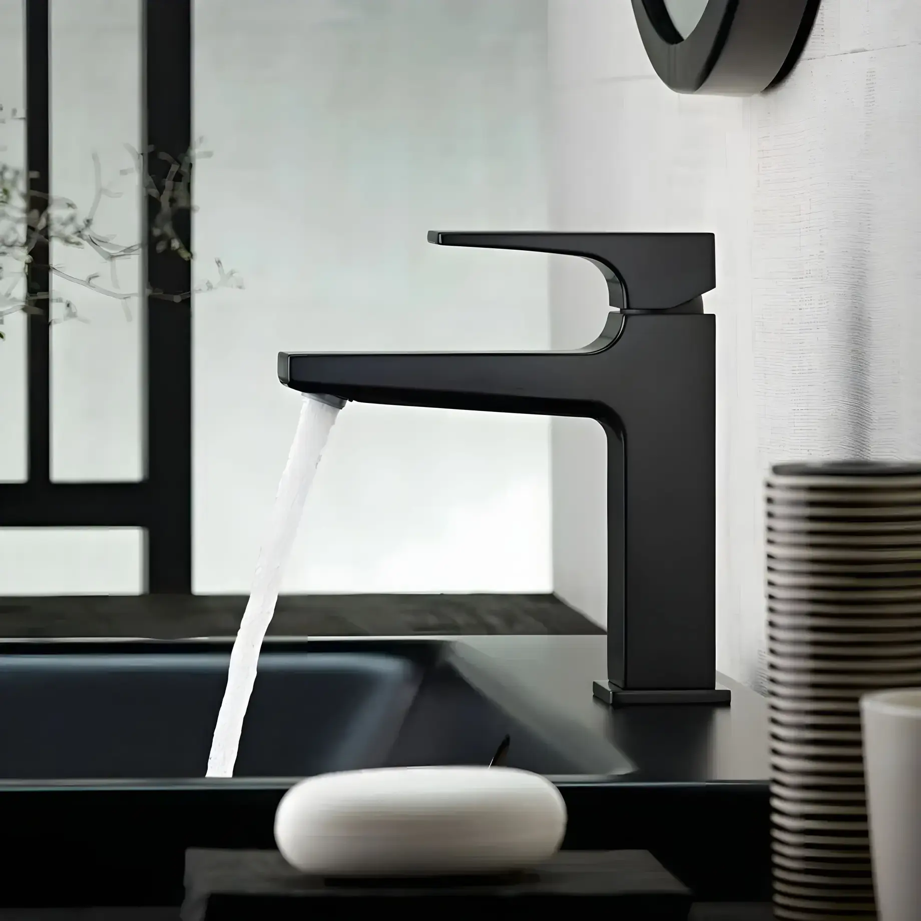 Змішувач для раковини Metropol Hansgrohe 32507670 Matt Black — вид спереду
