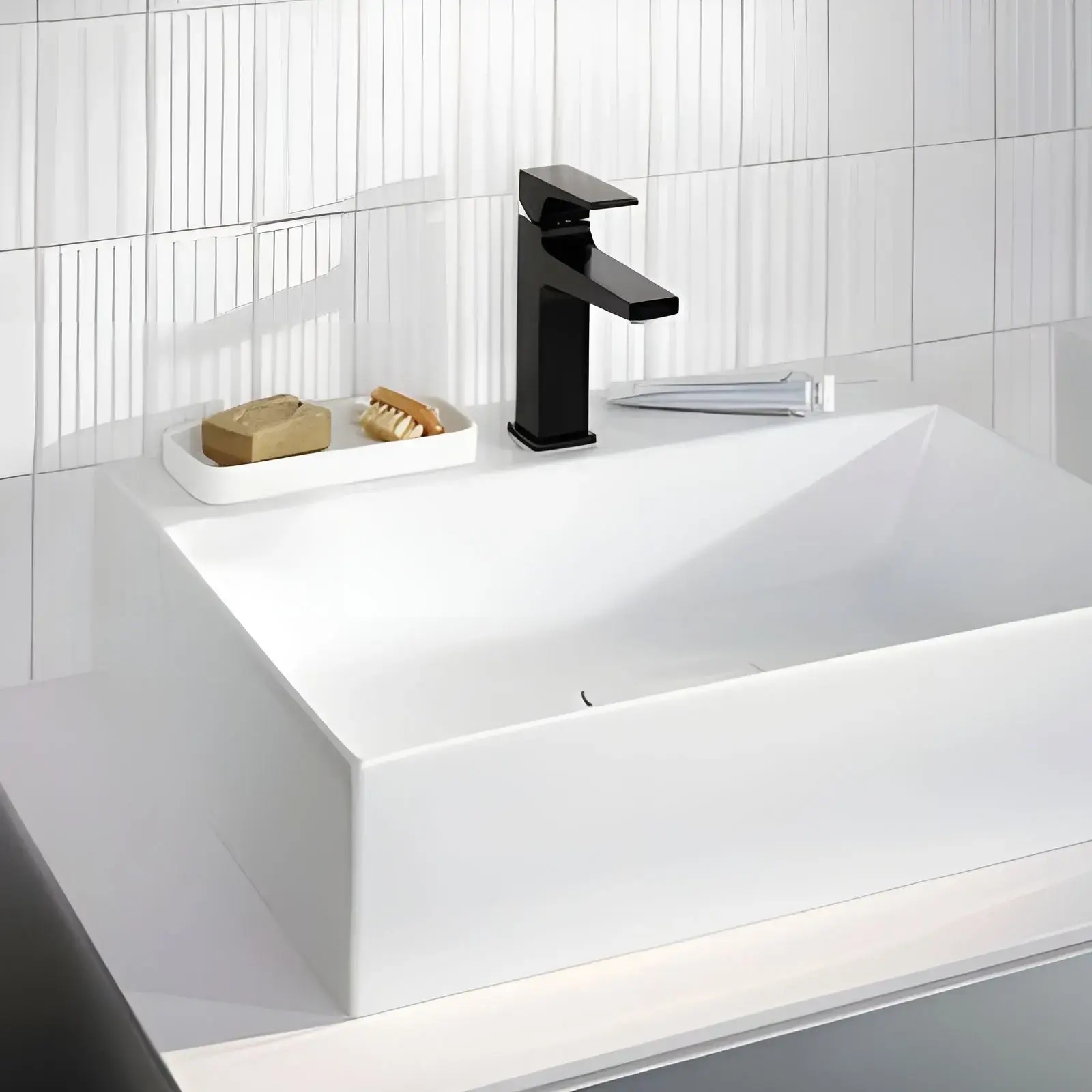 Змішувач для раковини Metropol Hansgrohe 32507670 Matt Black — вид ззаду
