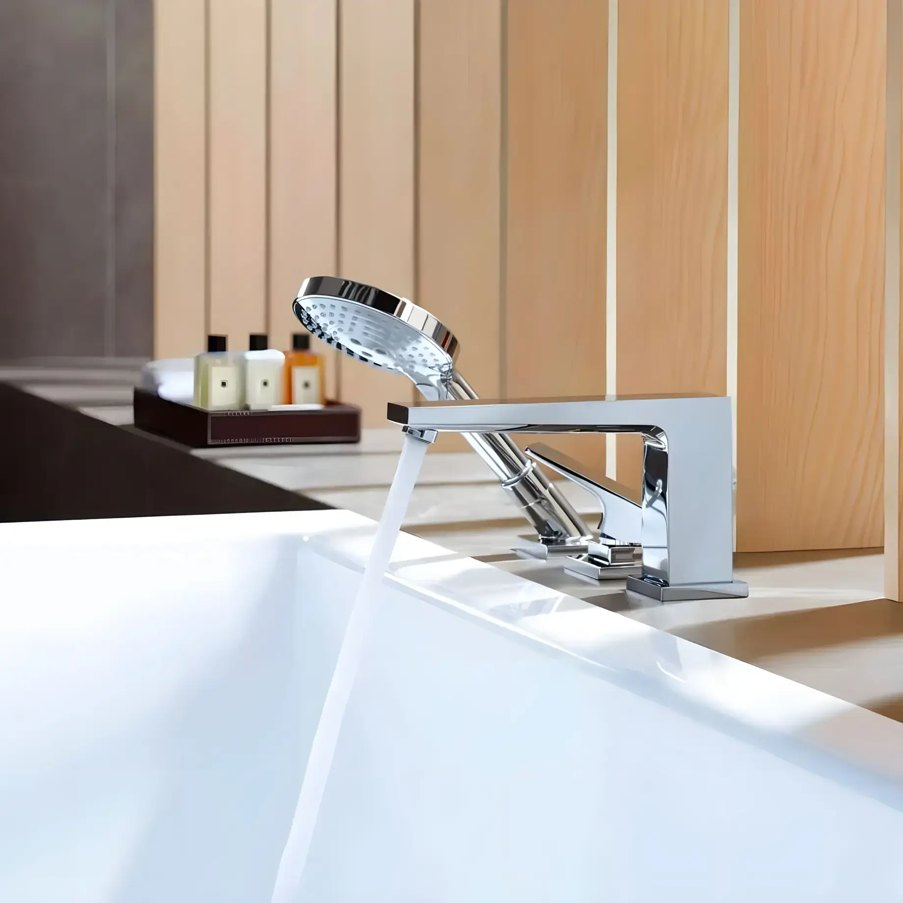 Змішувач для ванни Metropol Hansgrohe 32551000 — бічний ракурс