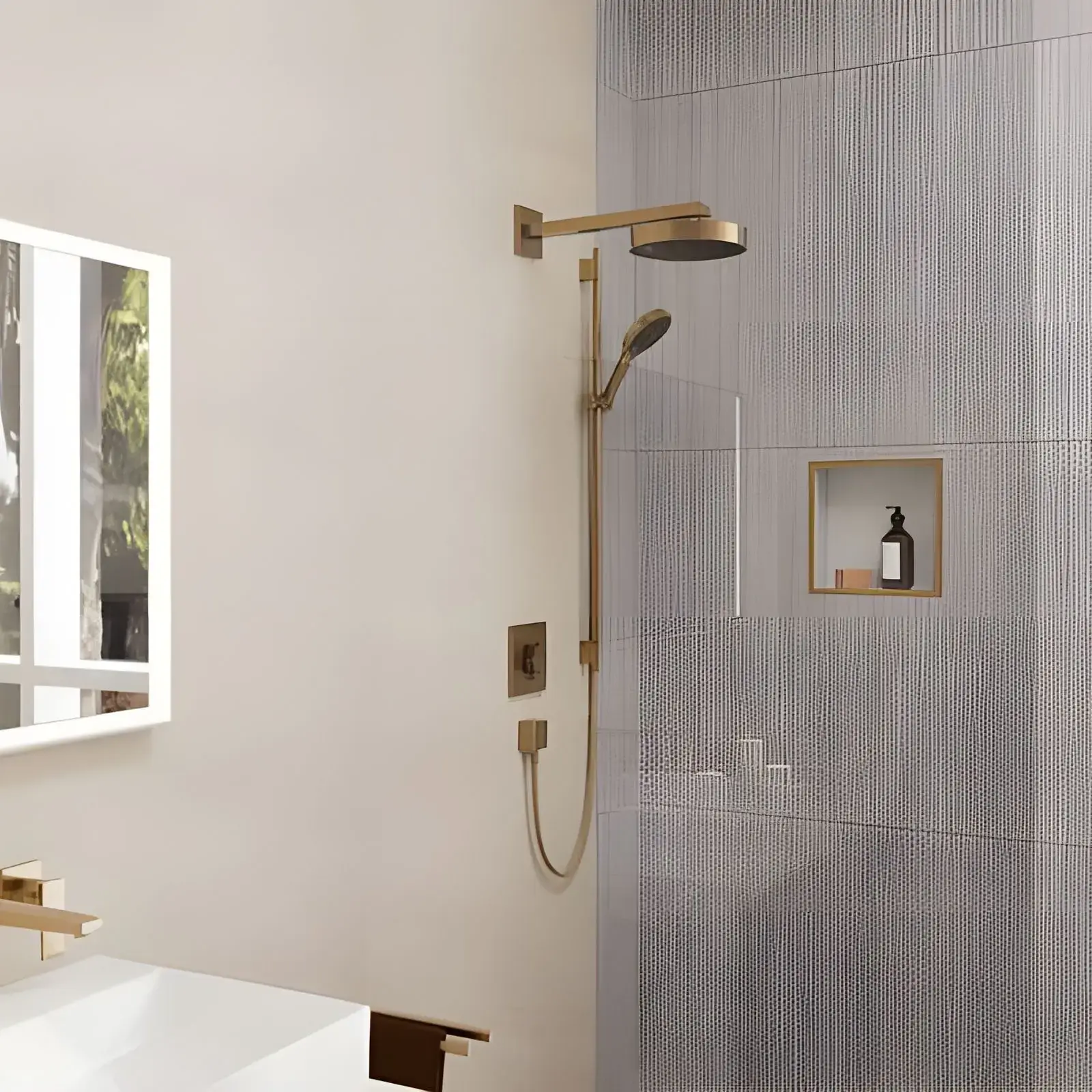 Верхній душ 1jet Rainfinity Hansgrohe 26228140 Brushed Bronze — вид спереду