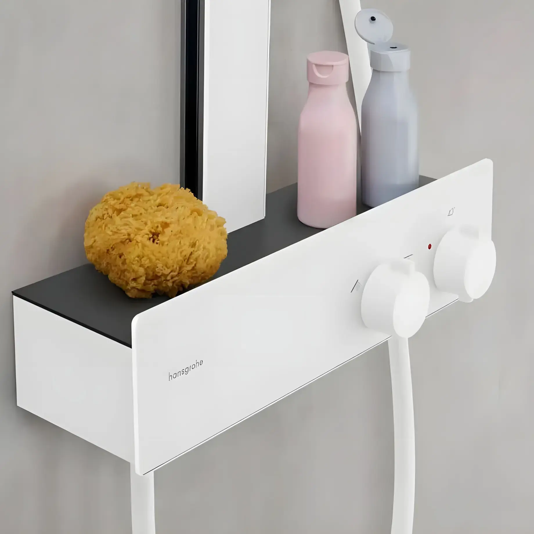 Душова система з термостатом Rainfinity Hansgrohe 26853700 White Matt — ракурс 3/4