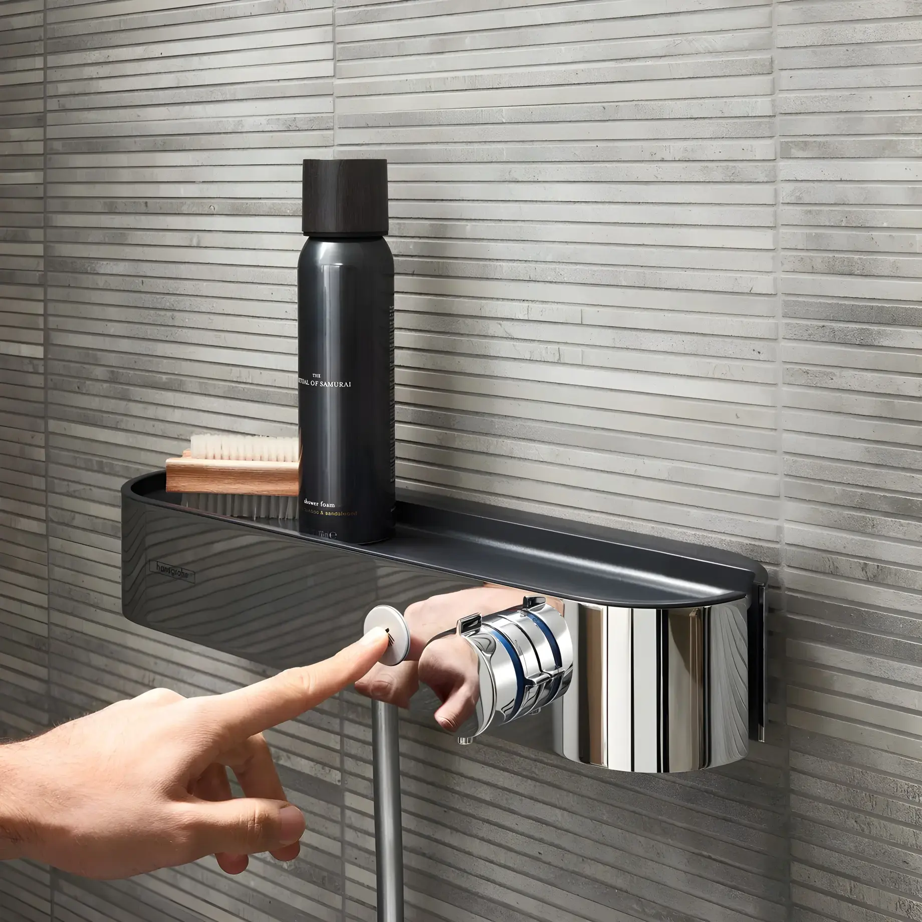 Термостат для душу ShowerTablet Select Виробник 24360000 Chrome — бічний ракурс