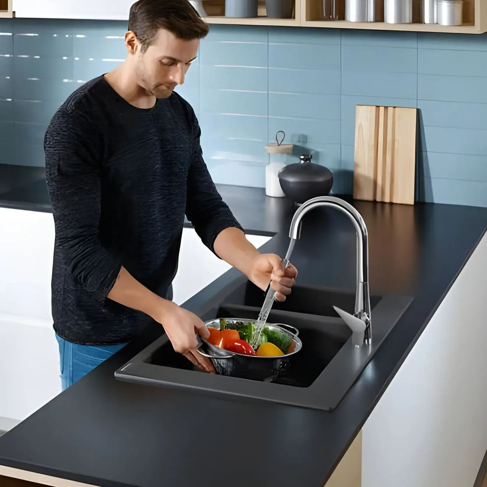 Змішувач для кухні Talis M51 Hansgrohe 72815000 Chrome — ракурс 3/4