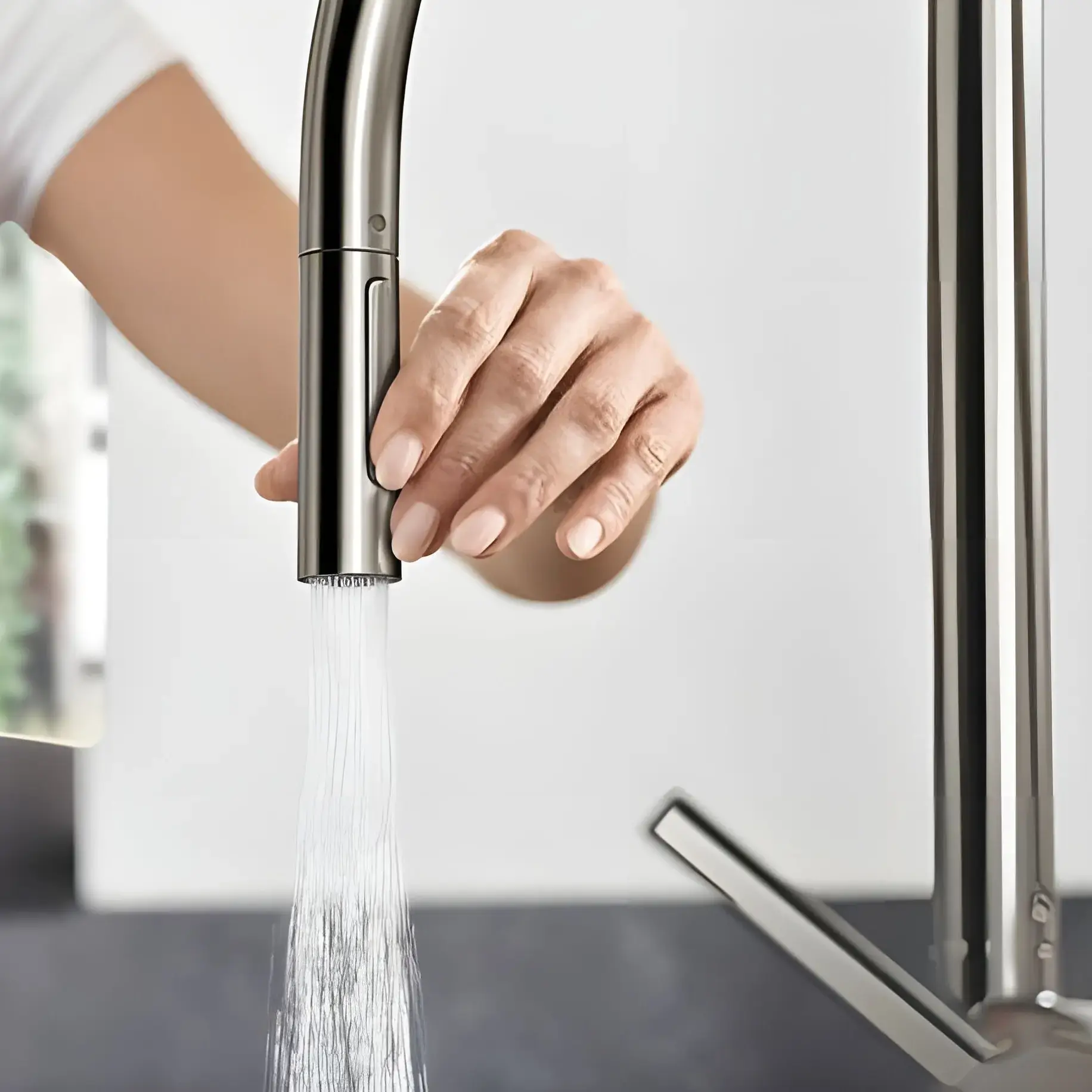 Змішувач для кухні Talis M54 Hansgrohe 72800800 Stainless Steel Finish — бічний ракурс
