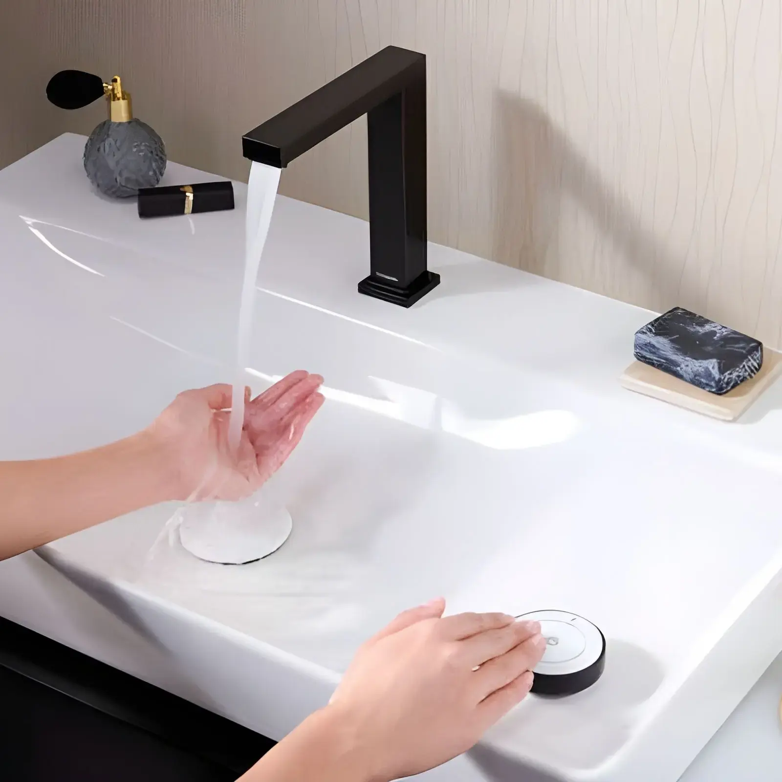 Змішувач для раковини Tecturis E Hansgrohe 73053670 Matt Black — вид спереду