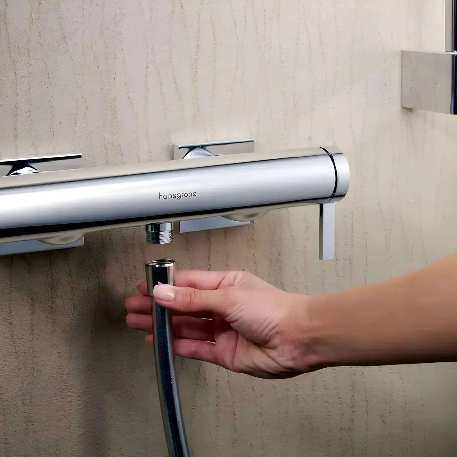Змішувач для душу Tecturis E Hansgrohe 73620000 Chrome — вид спереду