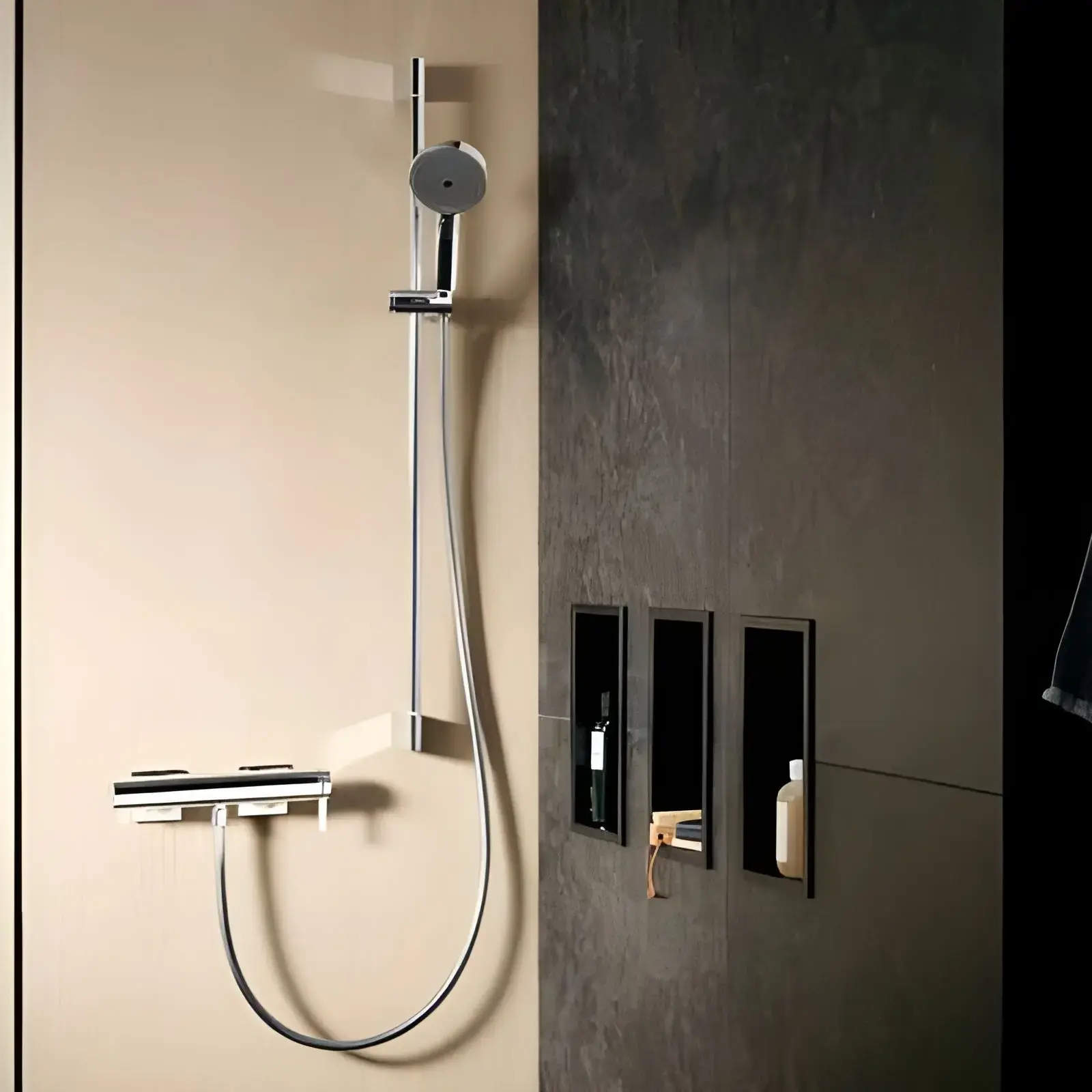 Змішувач для душу Tecturis E Hansgrohe 73620000 Chrome — бічний ракурс