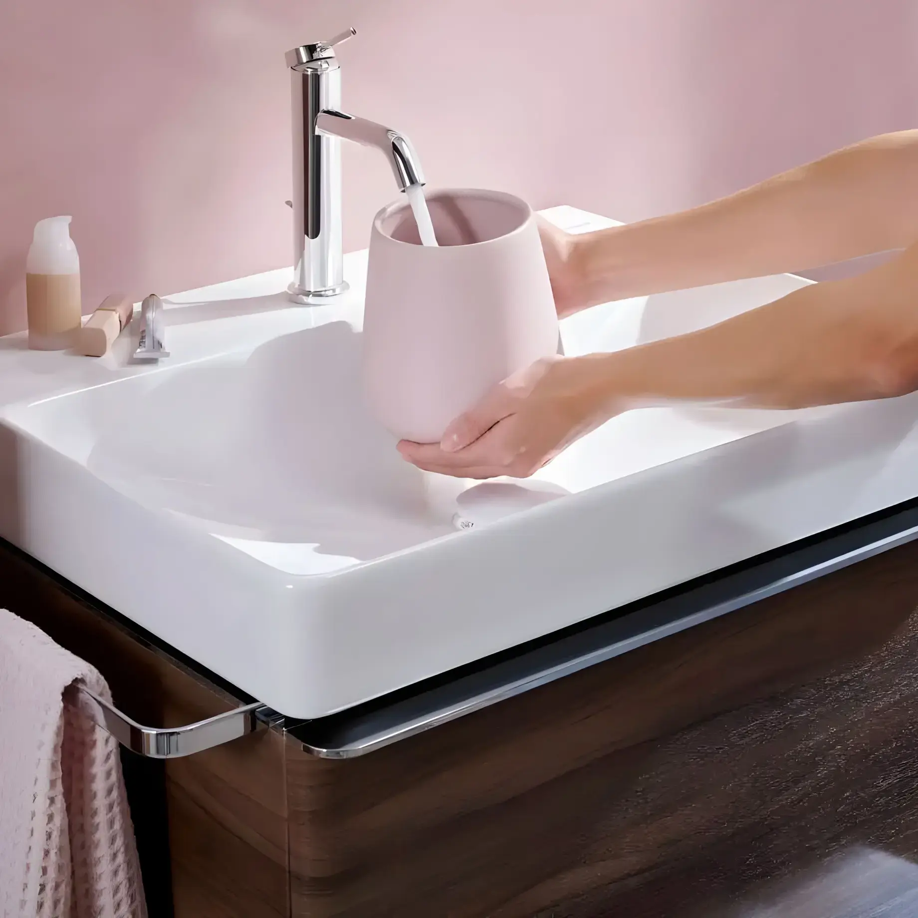 Змішувач для раковини Tecturis S Hansgrohe 73318000 Chrome — вид ззаду