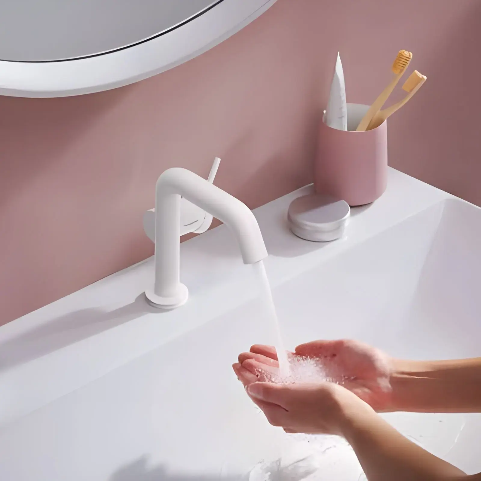 Змішувач для раковини Tecturis S Hansgrohe 73323700 White Matt — вид спереду