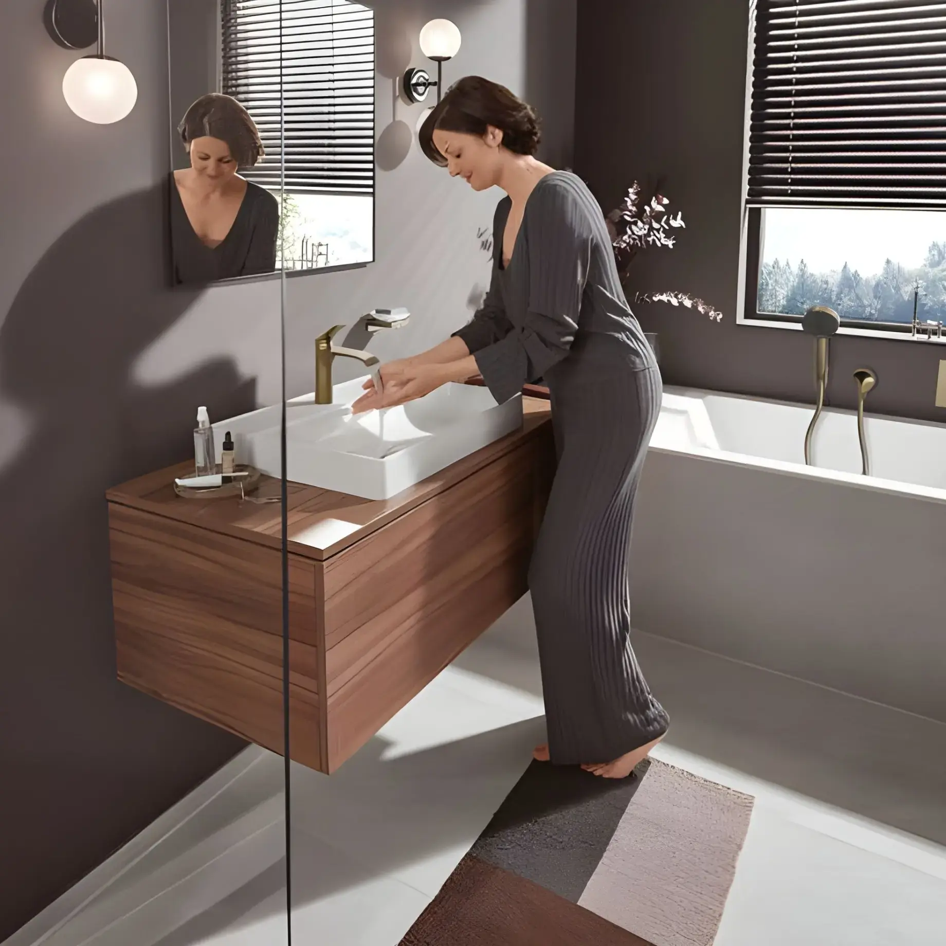 Змішувач для раковини Vivenis Hansgrohe 75023140 Brushed Bronze — вид спереду