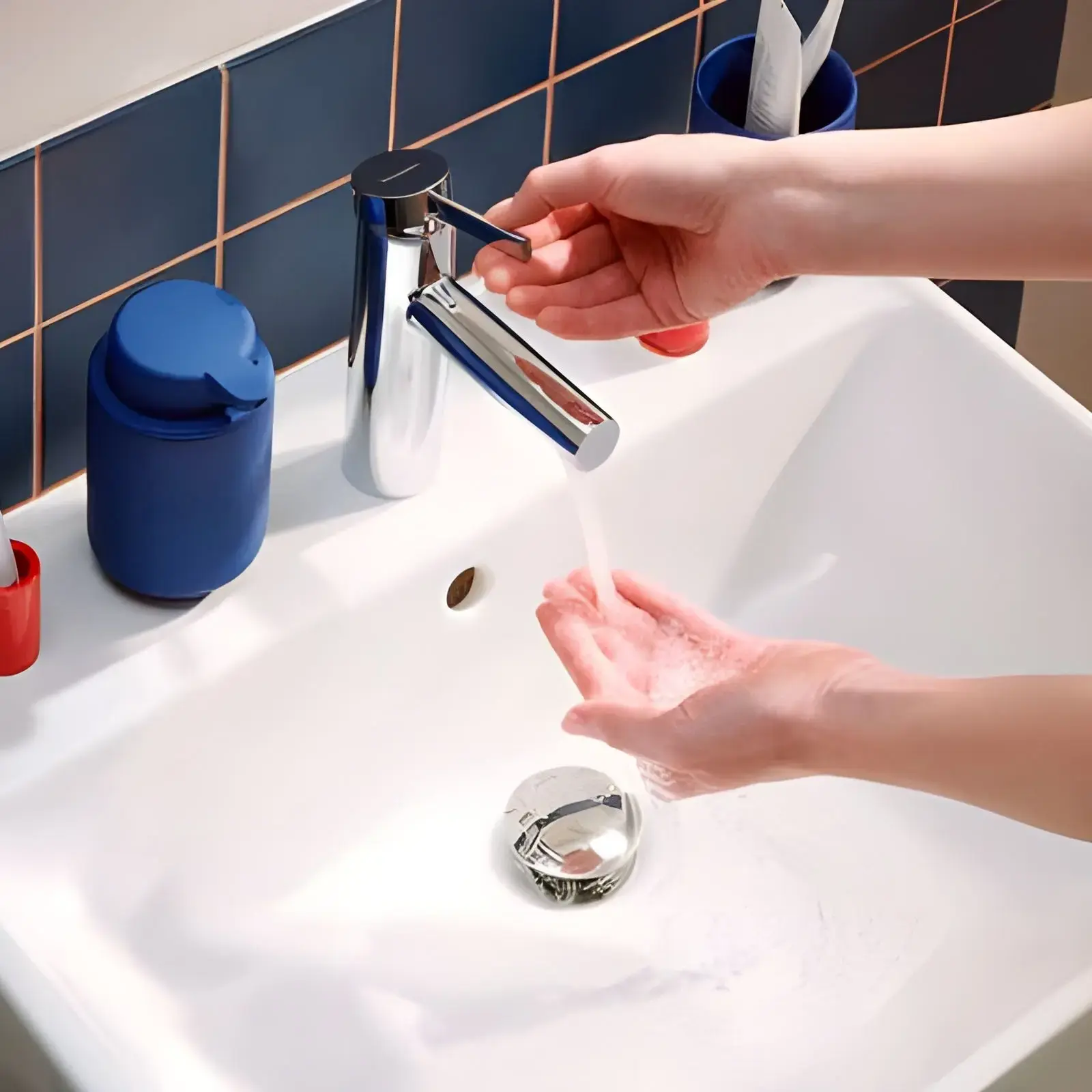 Змішувач для раковини Zesis S Hansgrohe 74720000 Chrome — вид спереду