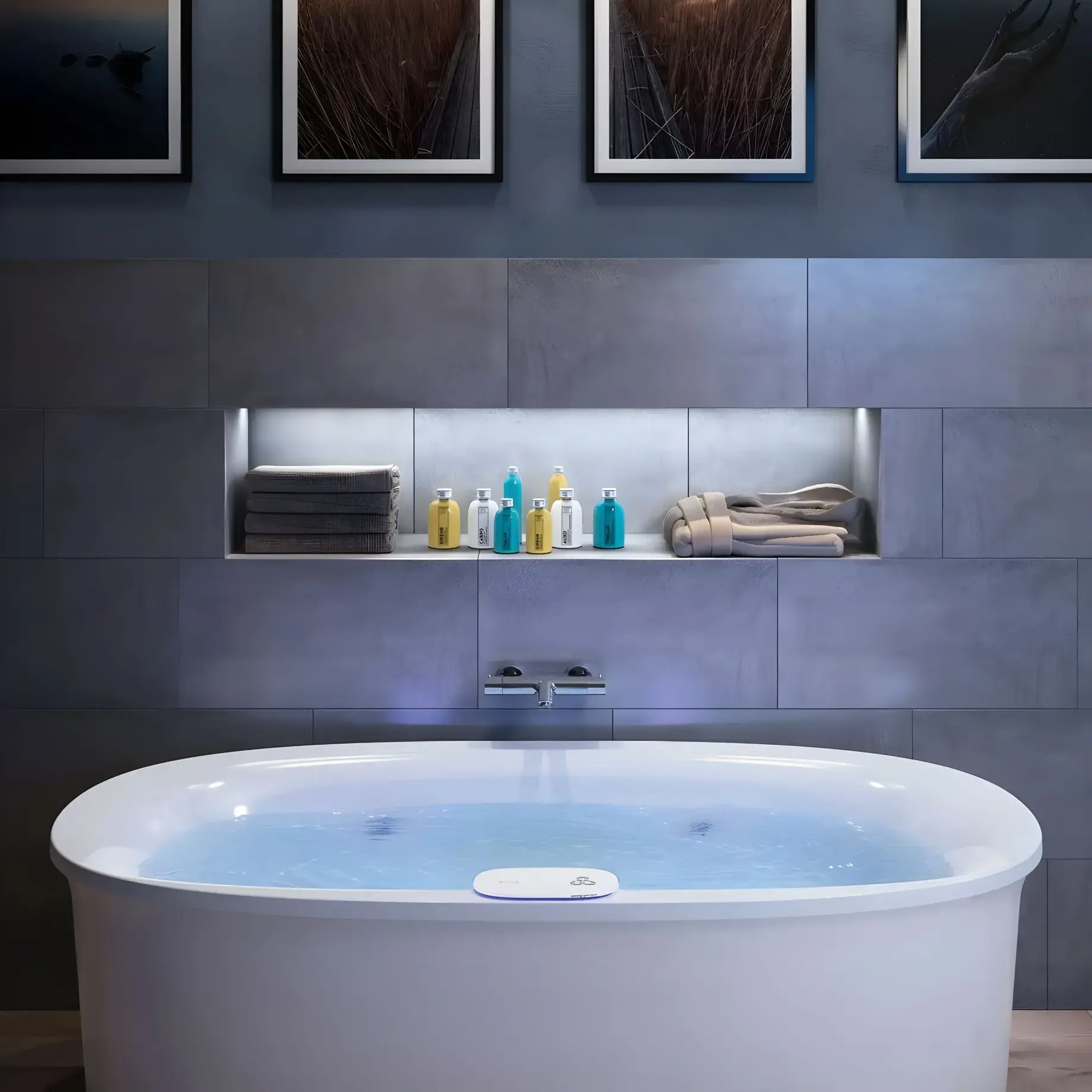 Ванна акрилова гідромасажна Arga Jacuzzi ARG101C0118 — вид згори