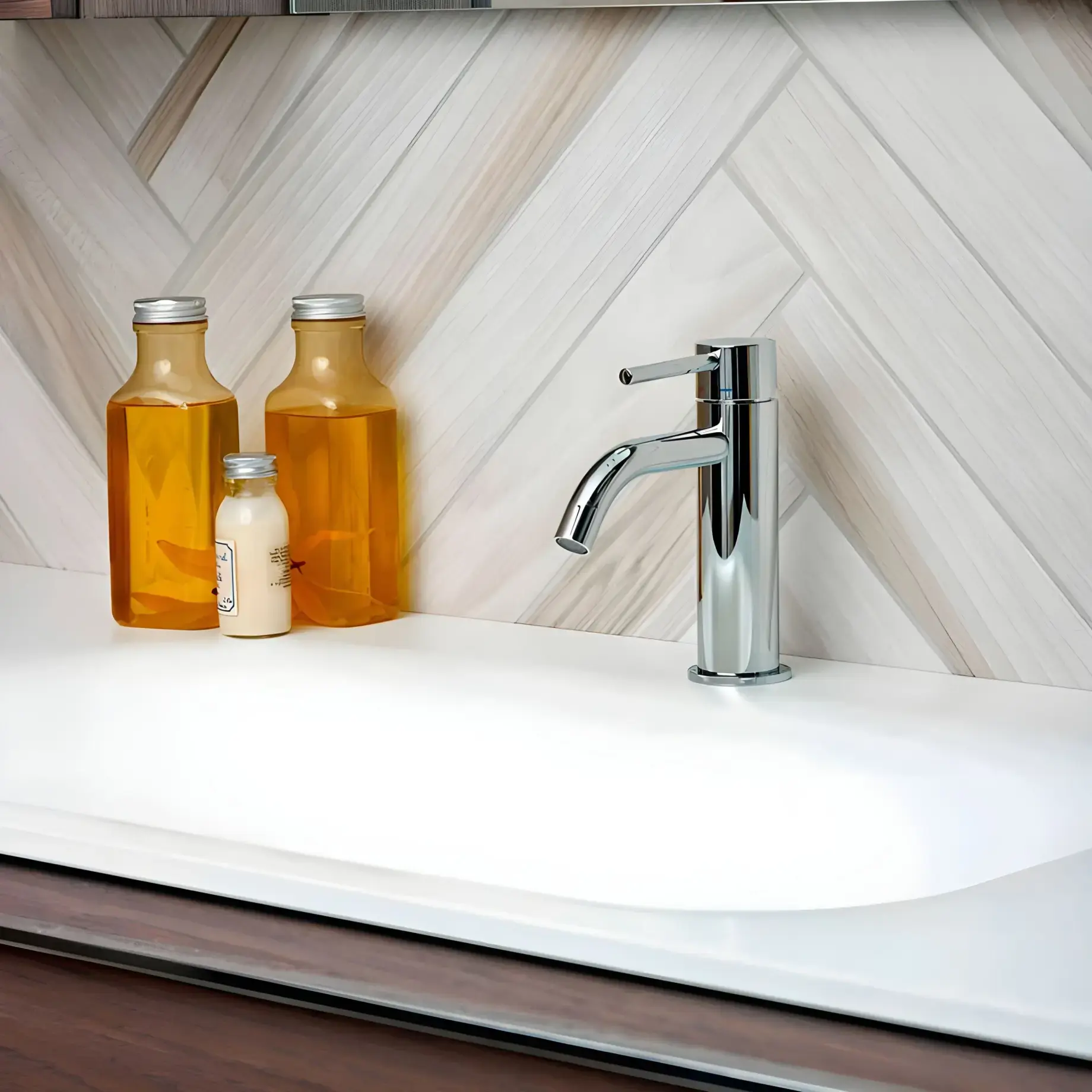 Змішувач для раковини  Light без донного клапана Paffoni LIG071CR Chrome — у встановленому вигляді