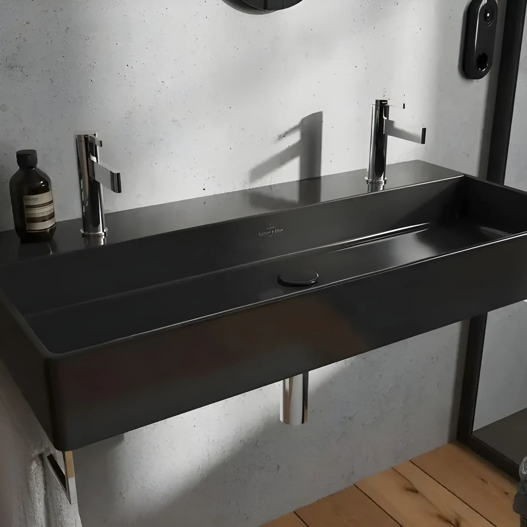 Незапірний клапан Villeroy & Boch 680800S5 Ebony — вид спереду