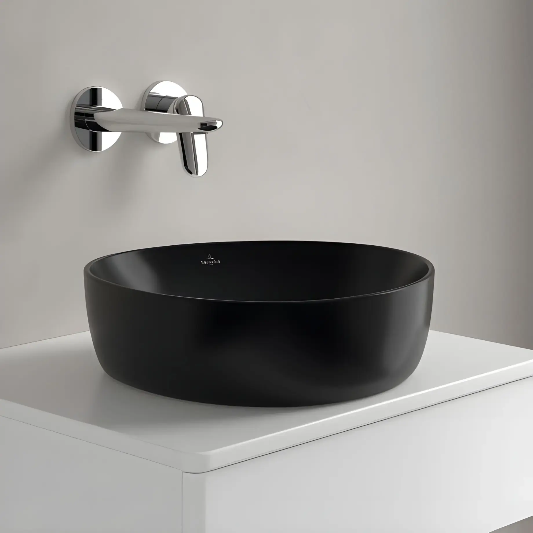 Умивальник Antao Villeroy & Boch 4A7240R7 Pure Black CeramicPlus — вид всередину