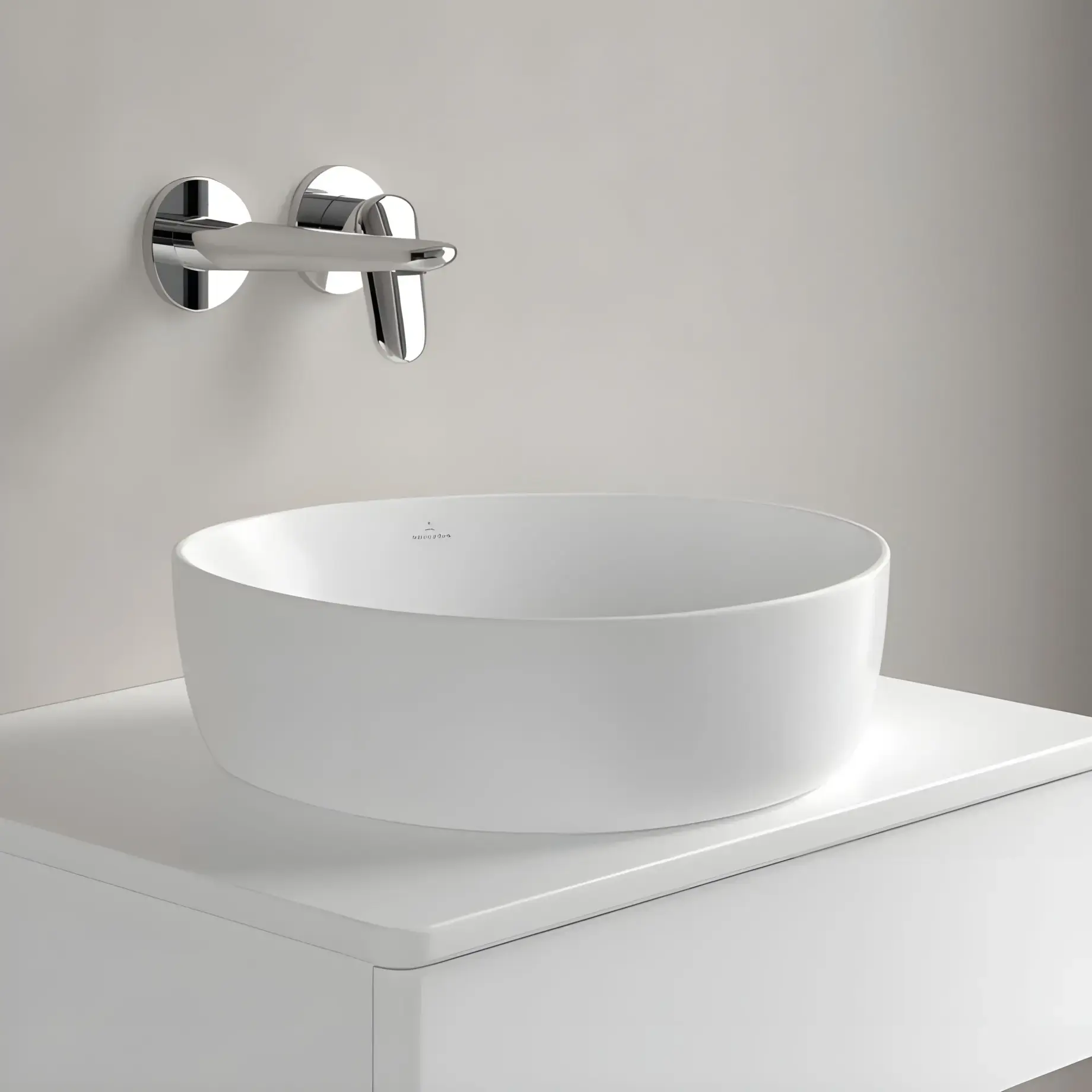 Умивальник Antao Villeroy & Boch 4A7240RW Stone White CeramicPlus — у встановленому вигляді
