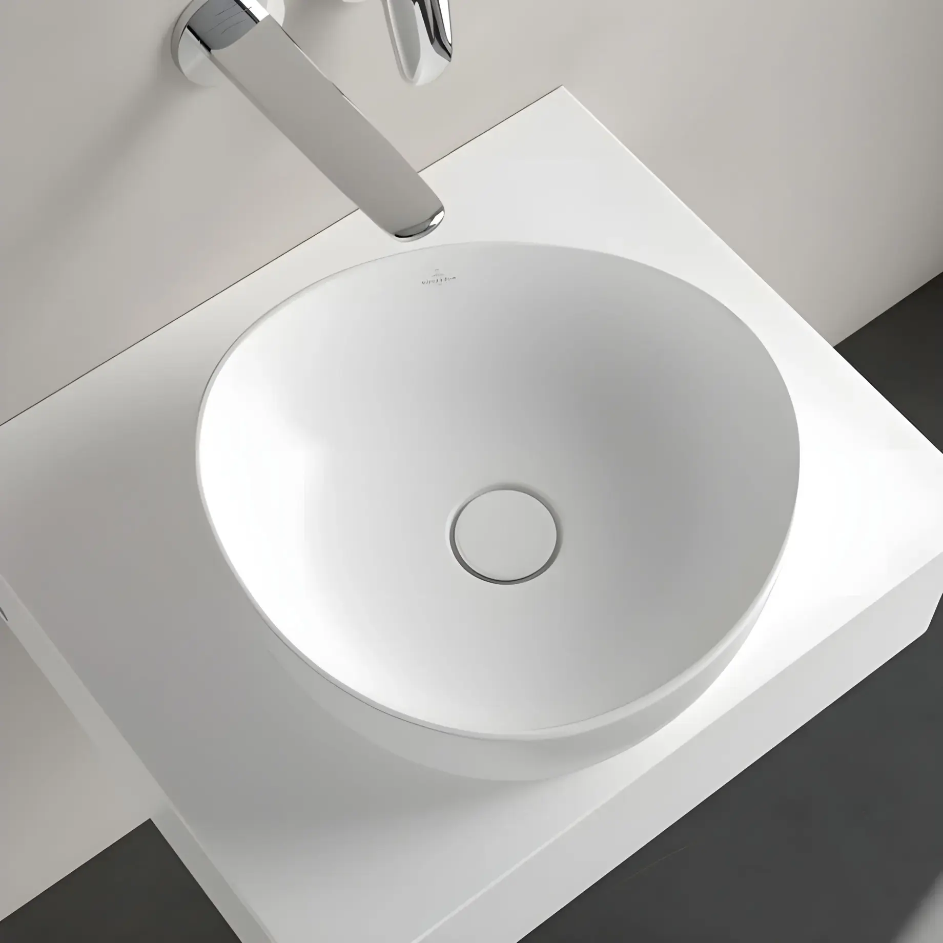 Умивальник Antao Villeroy & Boch 4A7240RW Stone White CeramicPlus — деталь крупним планом