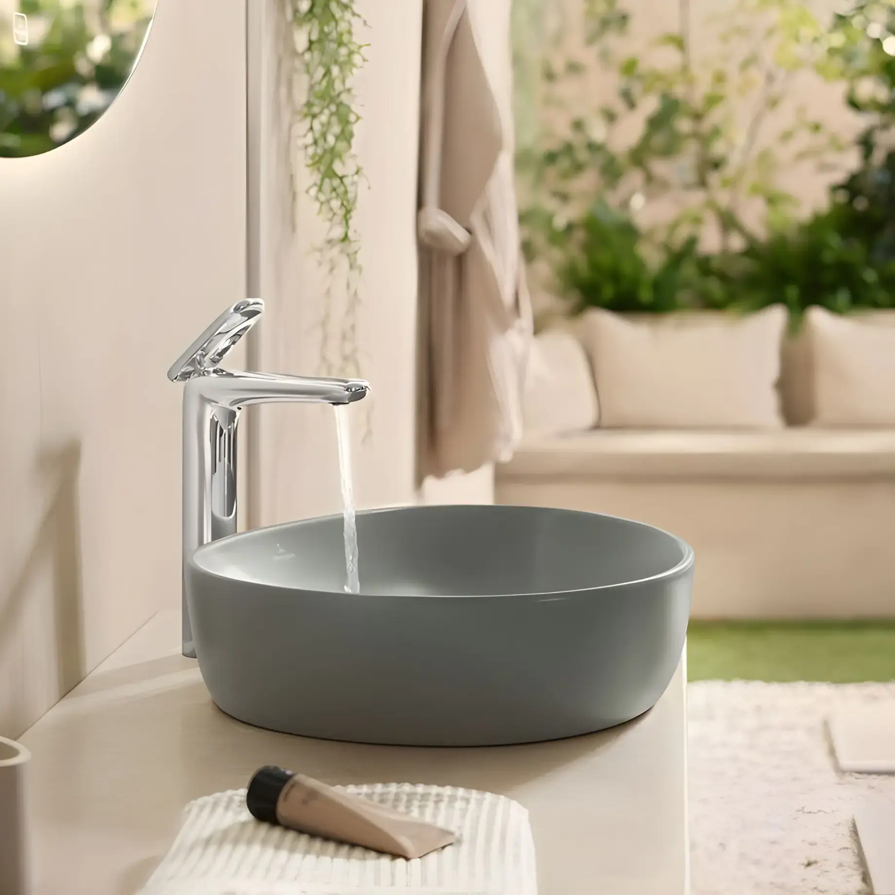 Умывальник Antao Villeroy & Boch 4A7351R8 — боковой ракурс