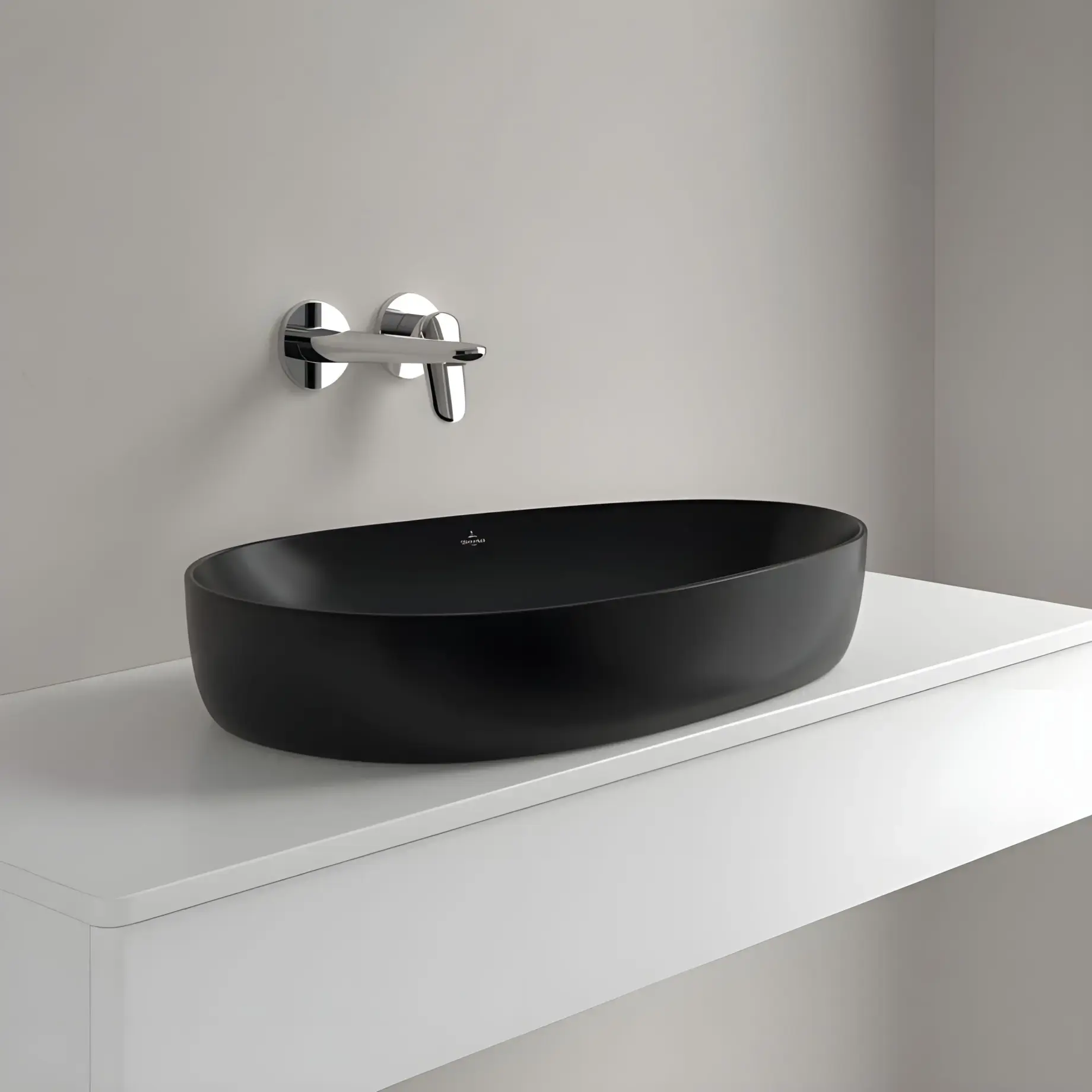 Умивальник Antao Villeroy & Boch 4A7465R7 Pure Black CeramicPlus — бічний ракурс