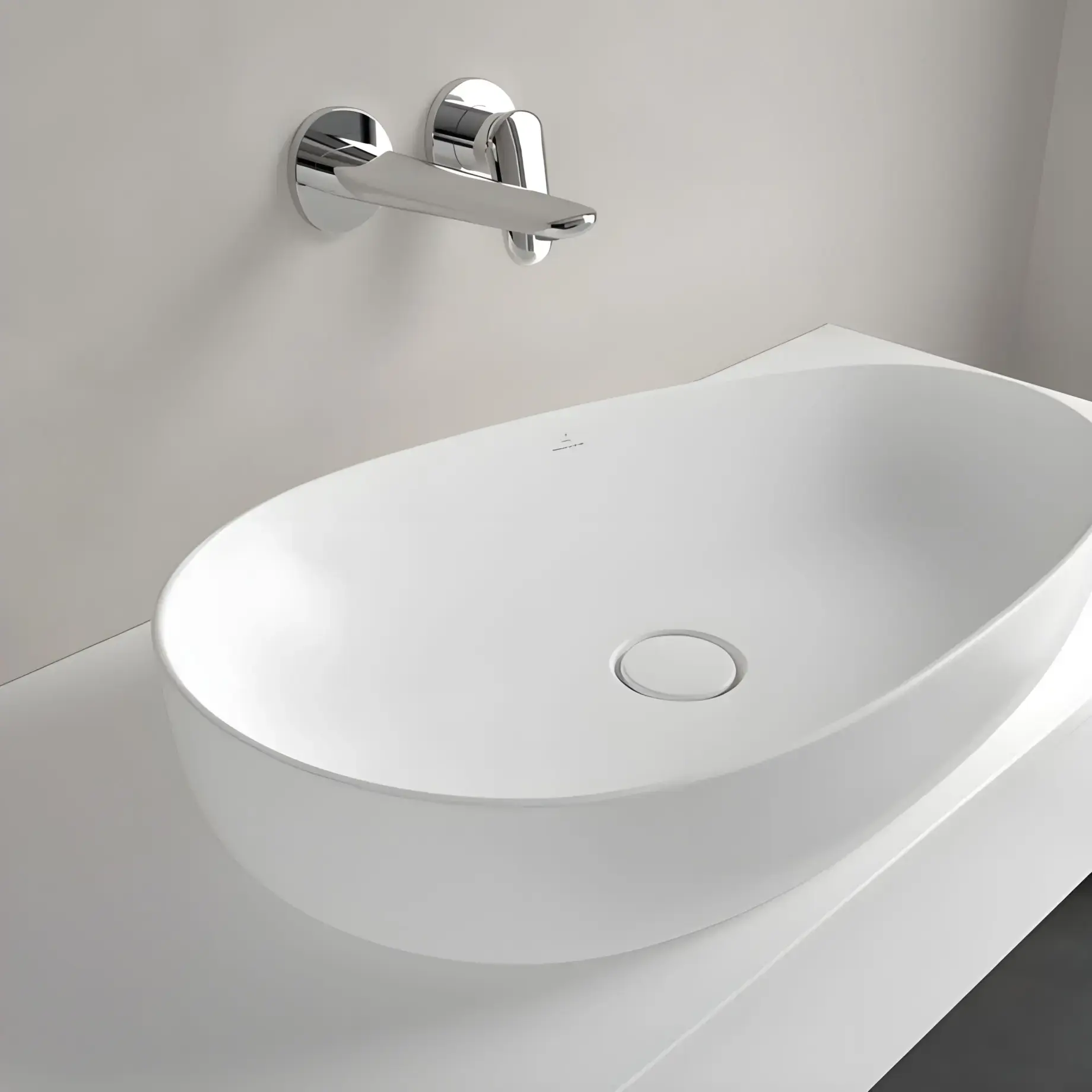 Умывальник Antao Villeroy & Boch 4A7465RW — в установленном виде