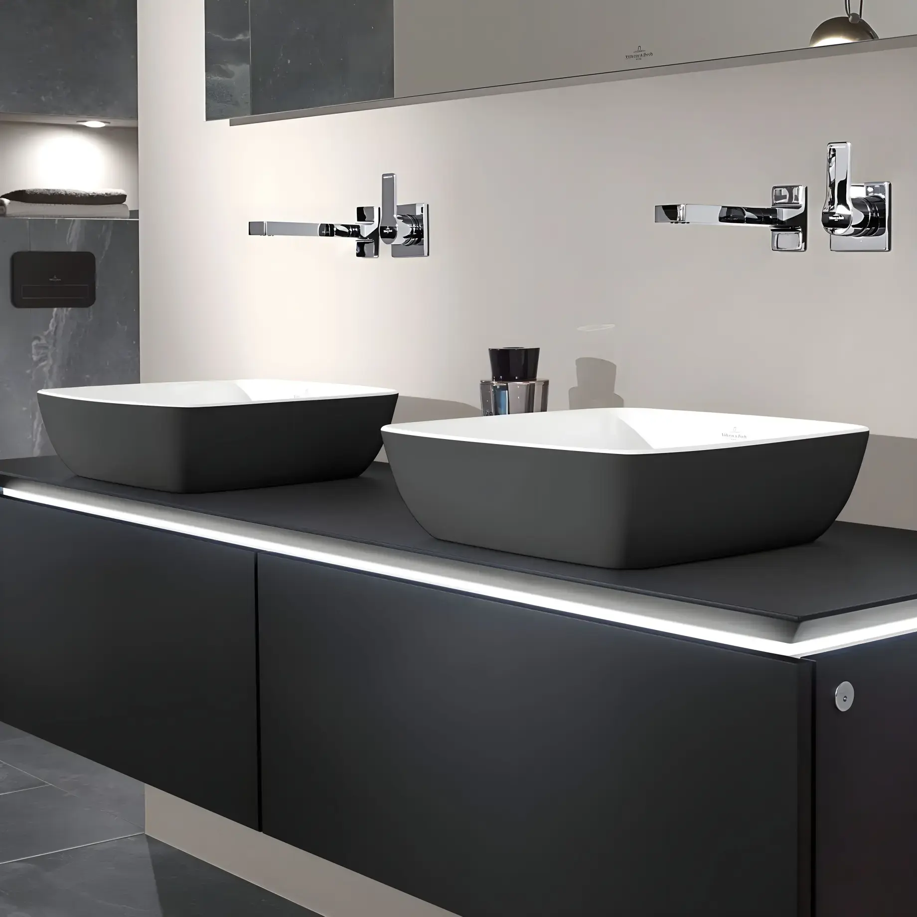 Умивальник Artis Villeroy & Boch 417841BCT8 Coal Black — вид ззаду